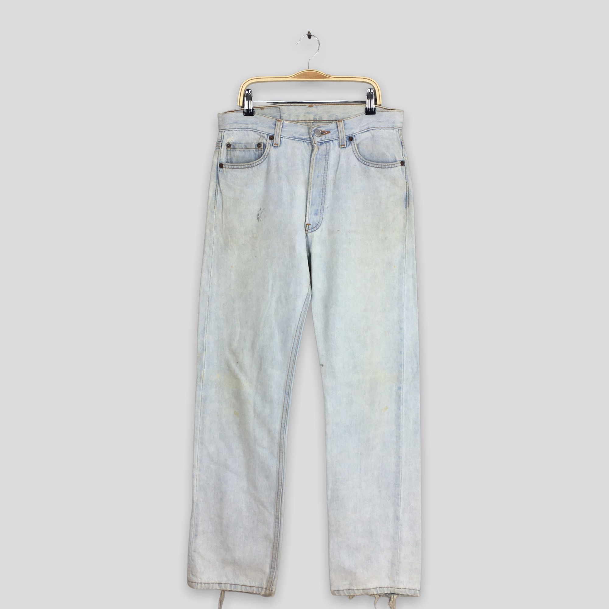 image of Size 29X29 Vintage 90's Levi's 501 Faded Dirty Faded Jeans in Blue, Men's