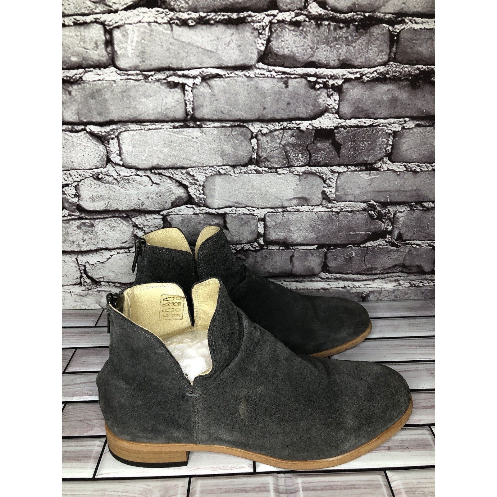 Shoe The Bear Shoe The Bear Dark Grey Suede Casual Back Zip Heel Boots Wom Size US 10.5 / IT 40.5 - 15 Thumbnail