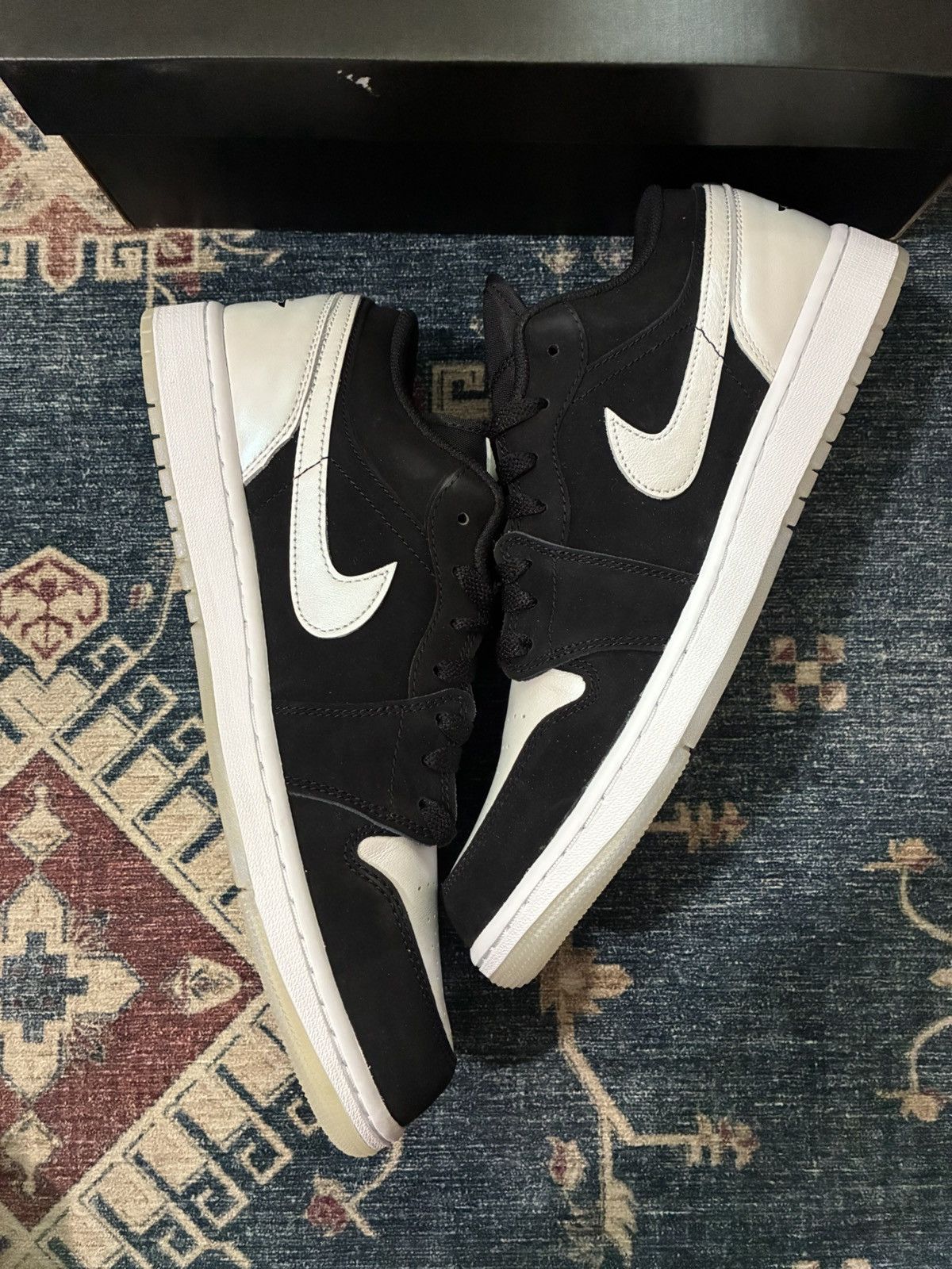 Jordan Brand Air Jordan 1 Low Diamond Shorts SKU DH6931-001 Brand New Size US 11.5 / EU 44-45 - 3 Thumbnail