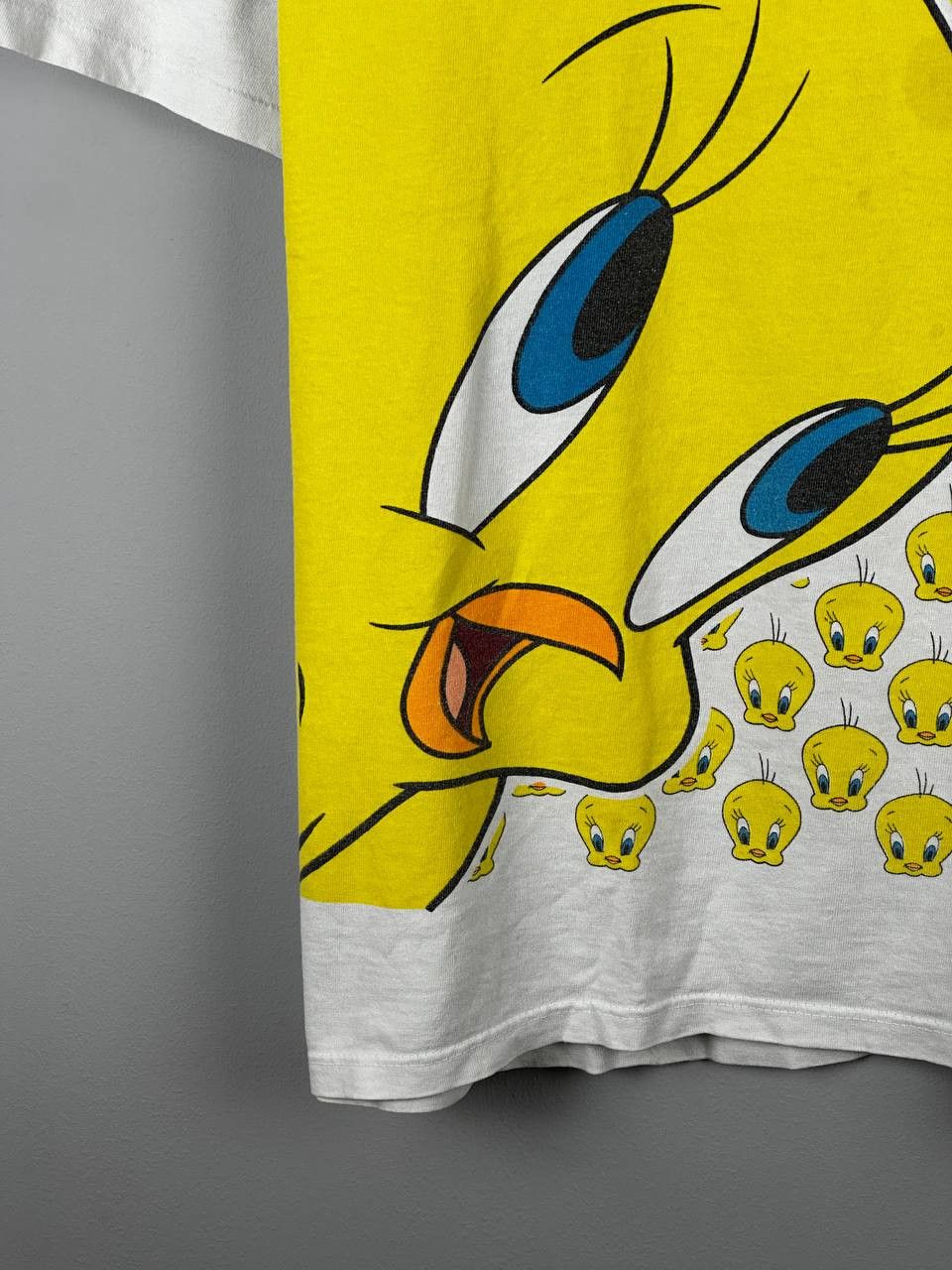 Vintage Vintage 1993 Tweety Bird Looney Toones T Shirt All Over Prin Size US L / EU 52-54 / 3 - 8 Thumbnail