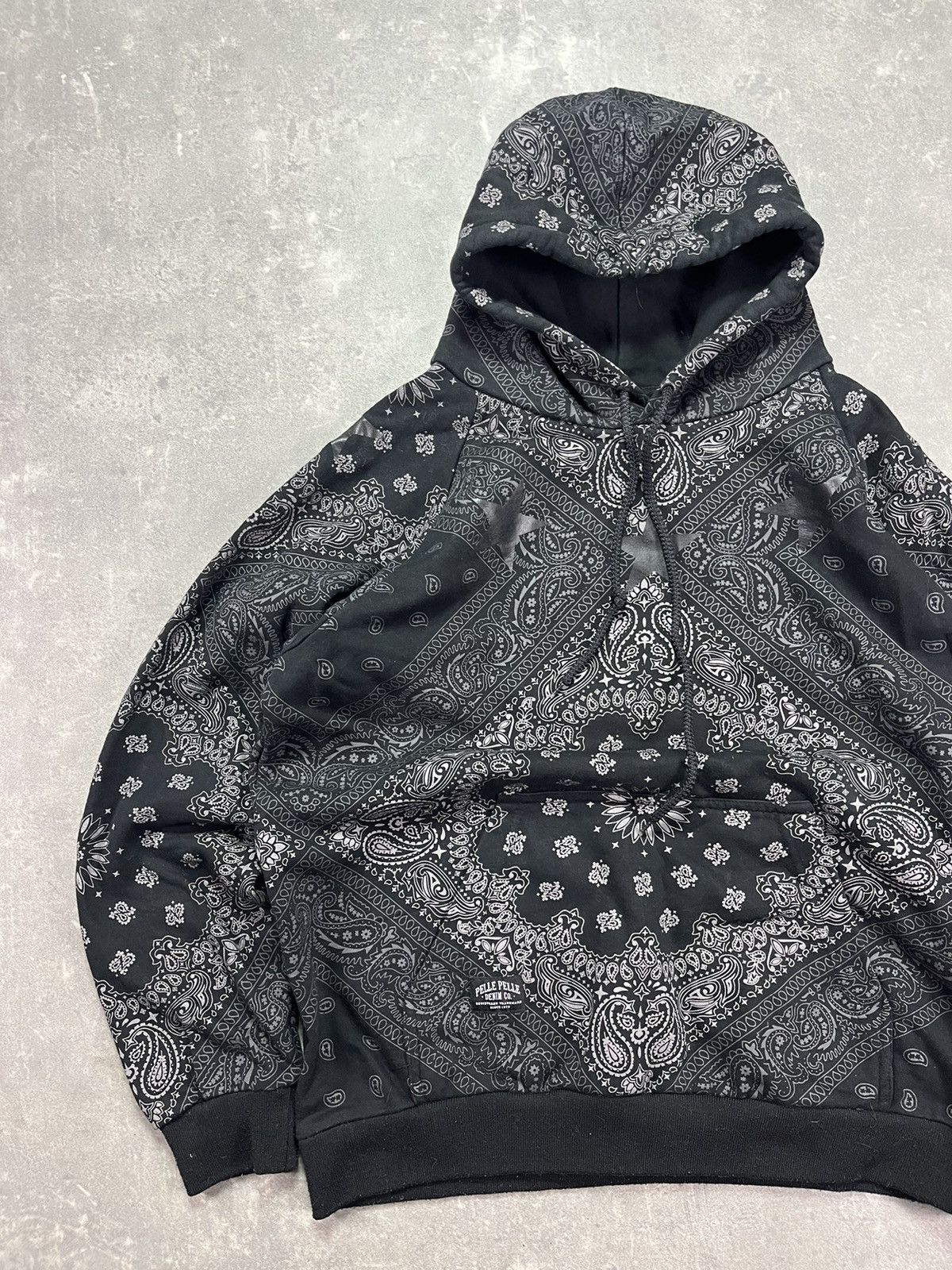 Pelle Pelle Pelle Pelle Bandana Print AOP Hoodie L Rare Size US L / EU 52-54 / 3 - 3 Thumbnail