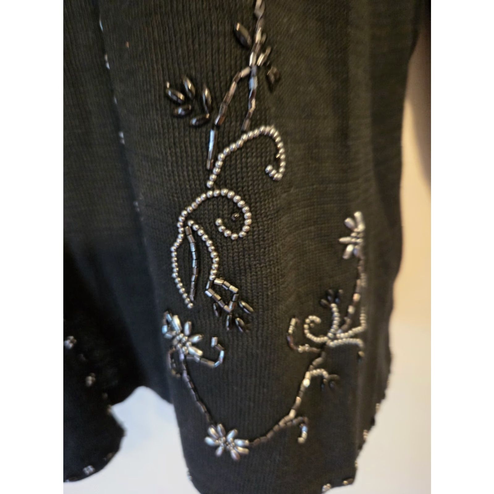 Vintage VINTAGE Claudia D Black Beaded Cardigan Sweater Womens M 90s Beaded Cardigan Black Womens M 90s Claudia D Cardigan Beaded 90s Black Women M Size M / US 6-8 / IT 42-44 - 5 Thumbnail