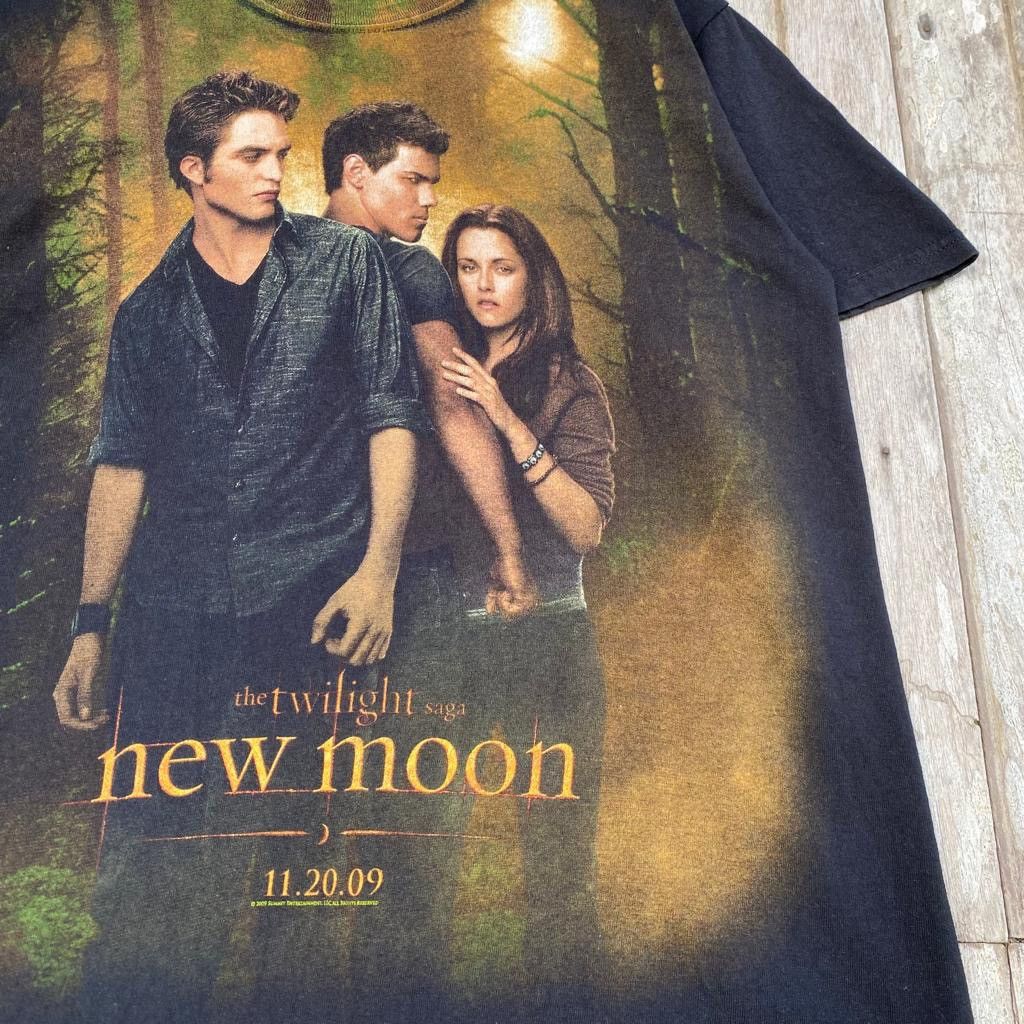 Other Thrashed faded vintage twilight saga movie tee Size US M / EU 48-50 / 2 - 3 Thumbnail