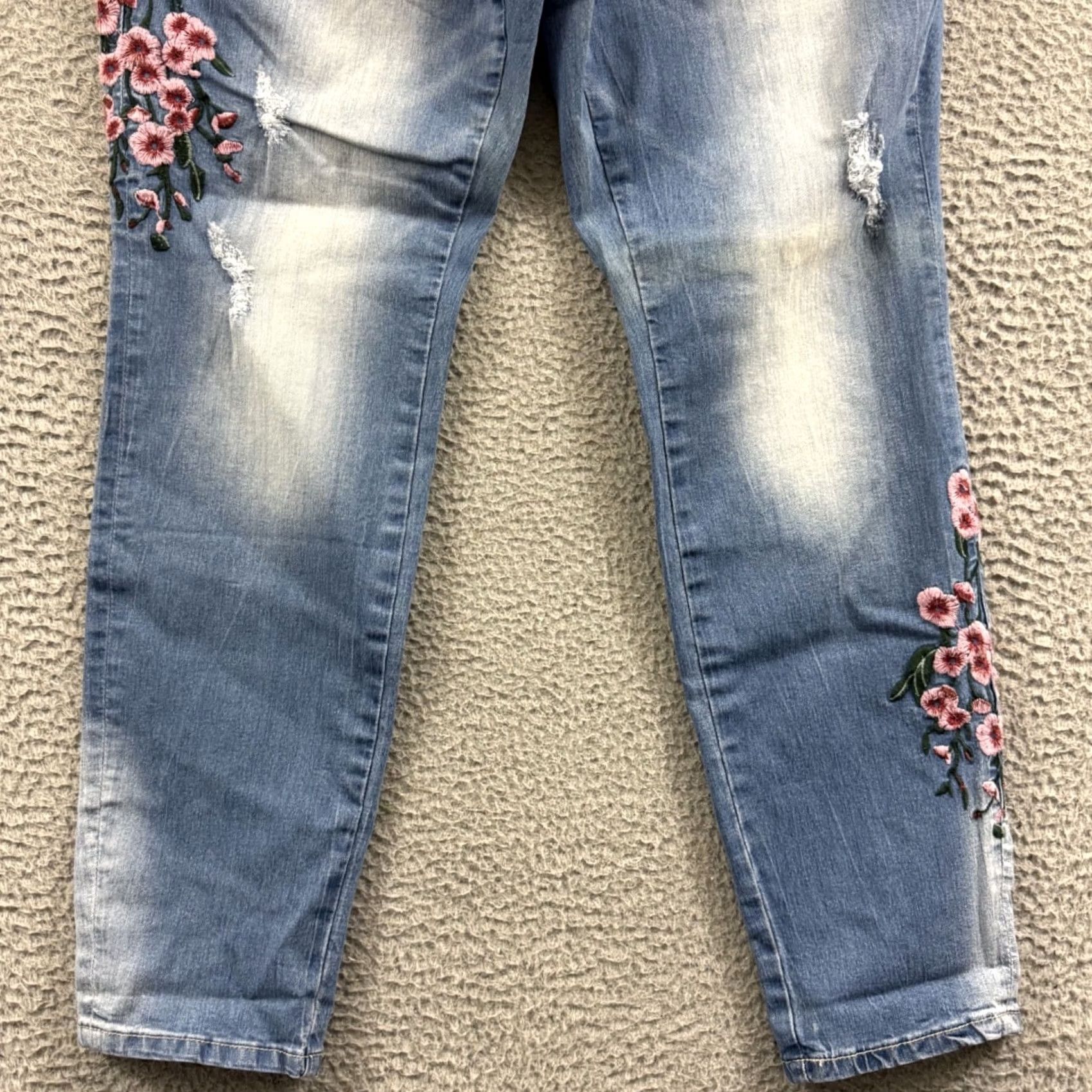 Denime Max Jeans Womens 14 Blue Mid Rise Skinny Denim Floral Embroidered Outdoor NWT Size 36" / US 14 / IT 50 - 2 Thumbnail