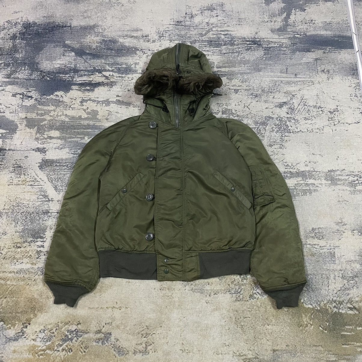 Alpha Industries Vintage Alpha Industries Faded Military Bomber Flight Jacker Size US M / EU 48-50 / 2 - 1 Thumbnail