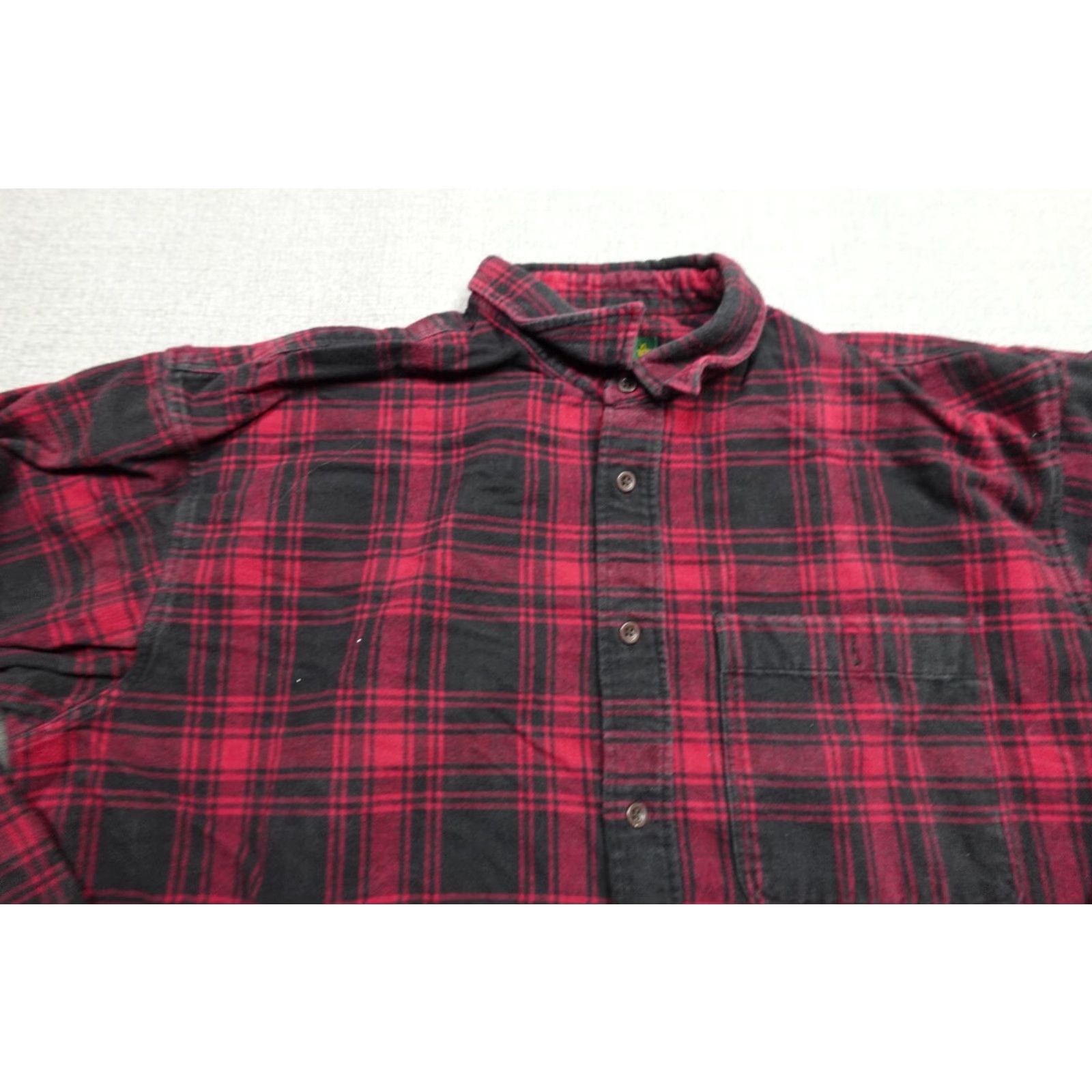 Vintage VINTAGE Cabela's Shirt Mens XL Red Plaid 100% Cotton Flannel Button-Up Outdoors Classic 90s Mens Size US XL / EU 56 / 4 - 2 Thumbnail