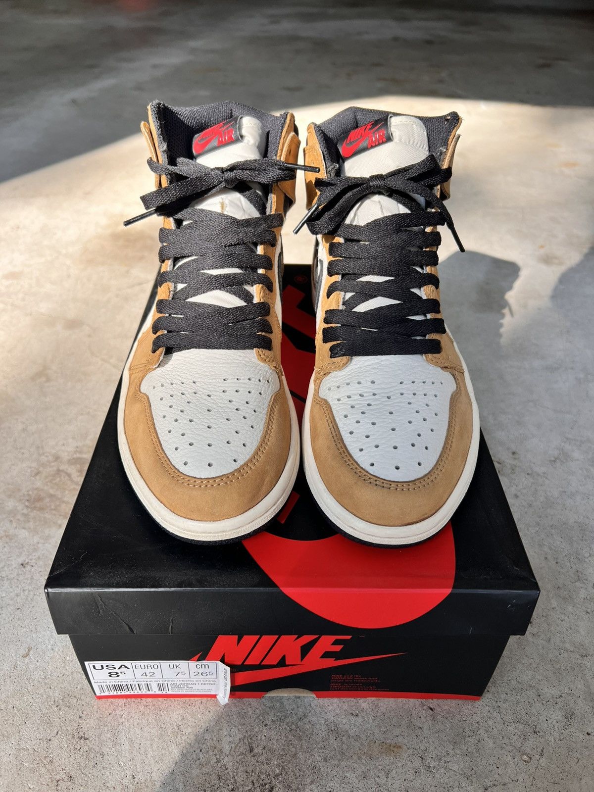 Jordan Brand Jordan 1 Rookie of the Year Size US 8.5 / EU 41-42 - 2 Thumbnail