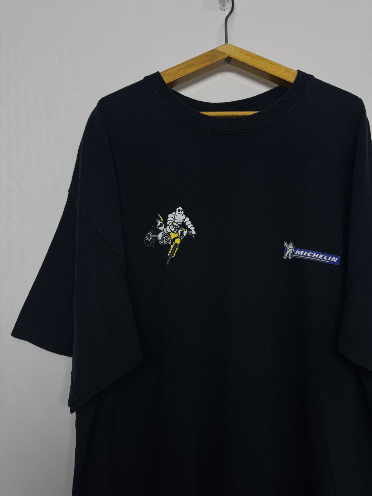 Gildan Vintage Y2k Michelin Big Logo T-Shirt Size US XL / EU 56 / 4 - 8 Thumbnail