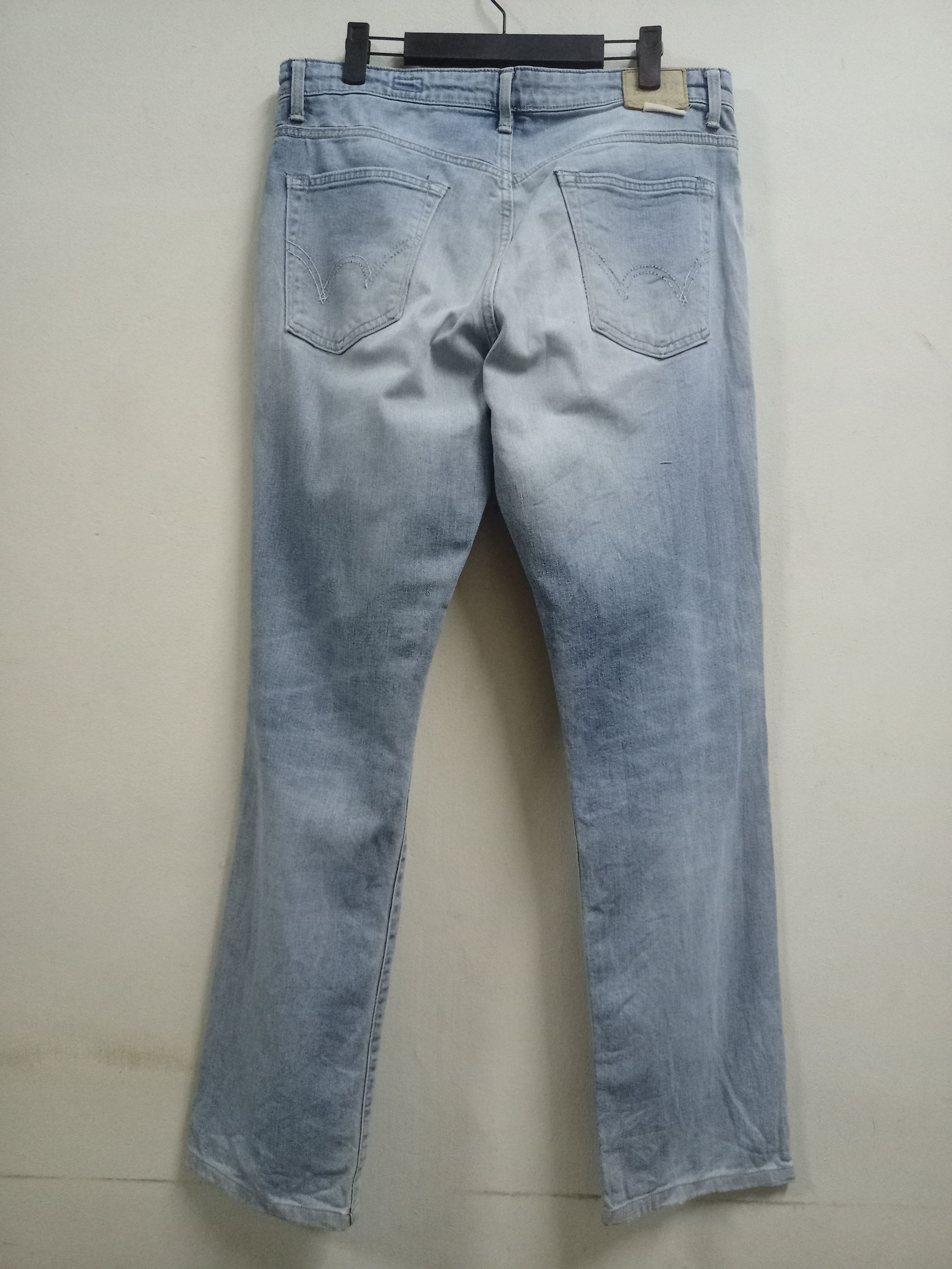 Edwin × Japanese Brand Vintage Edwin Japan Patched Distressed Loose Jeans 33x30 Size US 33 - 2 Thumbnail
