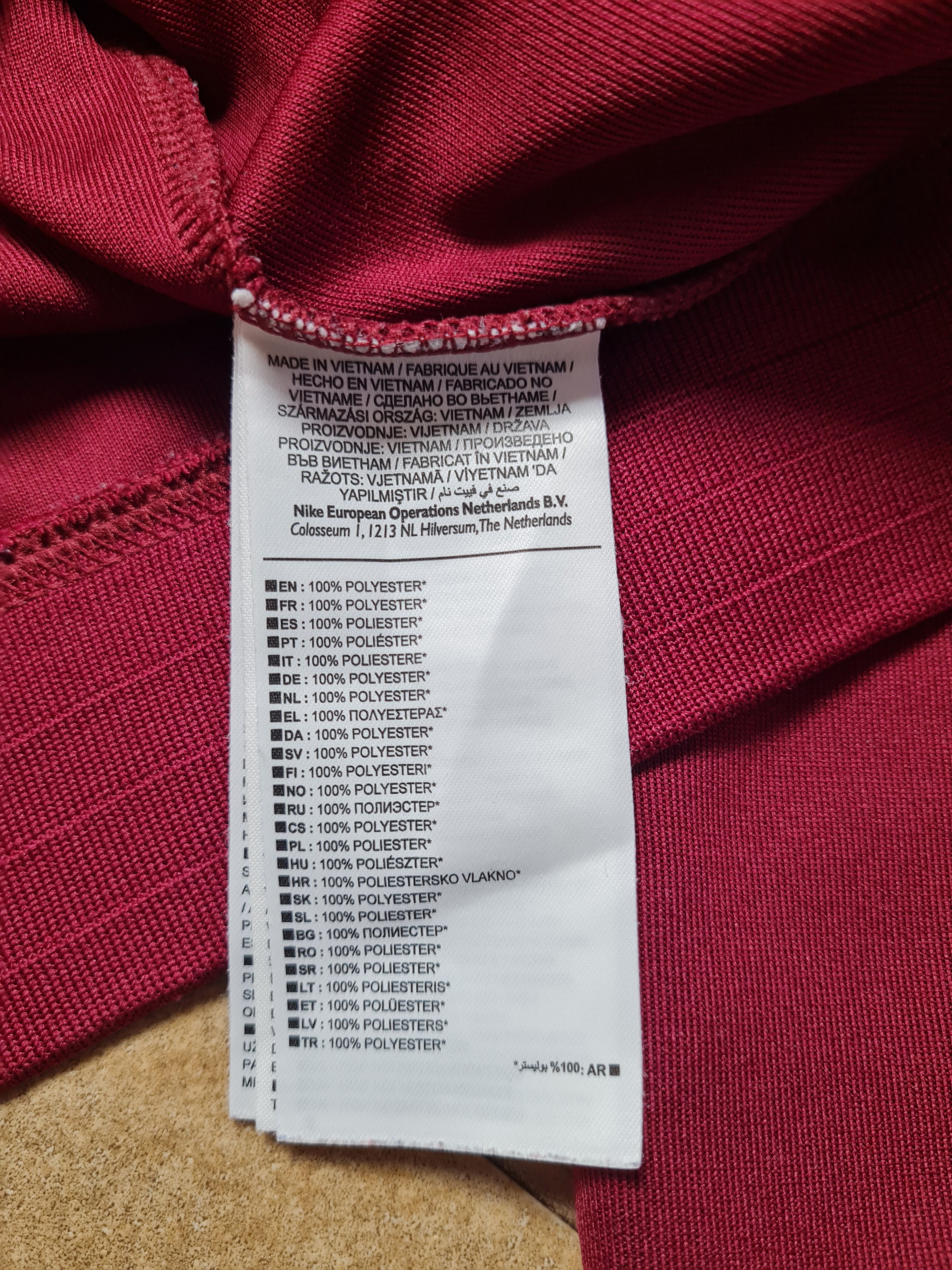 Nike AS ROMA 2015-2016 TRAINING FOOTBALL JACKET NIKE SOCCER SHIRT Size US XL / EU 56 / 4 - 18 Thumbnail