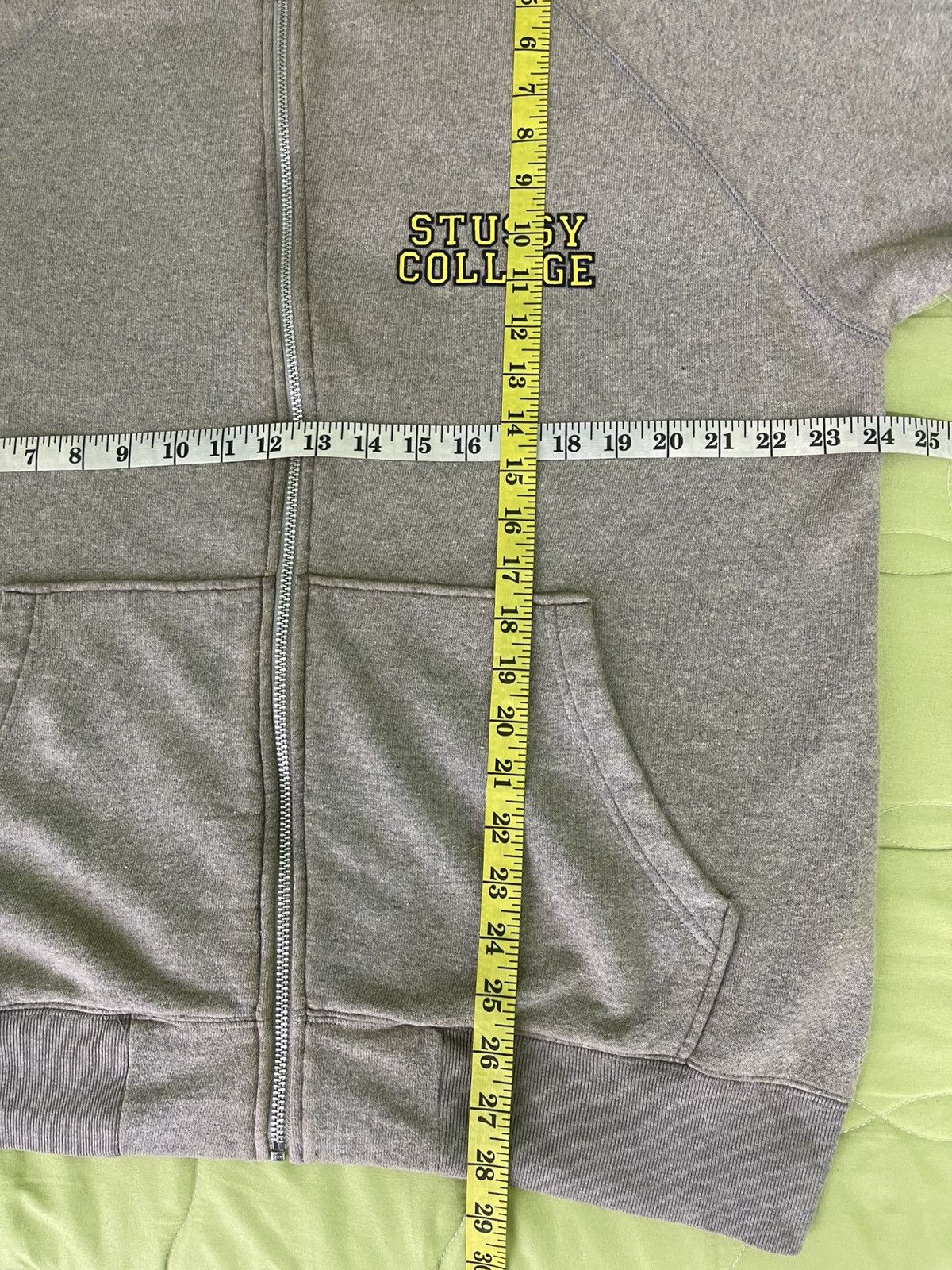 Stussy Vintage Stussy College Omiya Chapter 5th Anniversary Hoodie Size US L / EU 52-54 / 3 - 10 Thumbnail