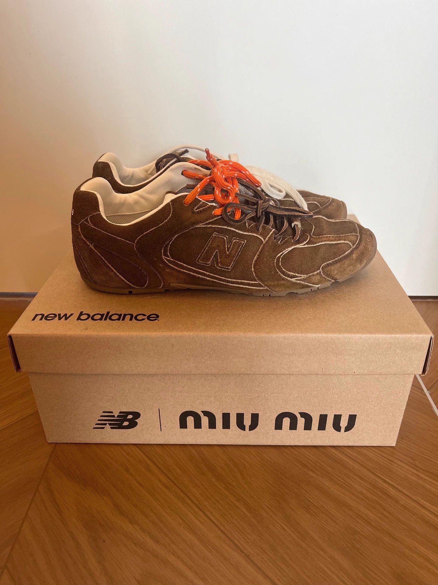 Miu Miu MIU MIU × NB 530 SL suede low-top lace-up round-toe cinnamon Size US 8 / EU 41 - 3 Thumbnail
