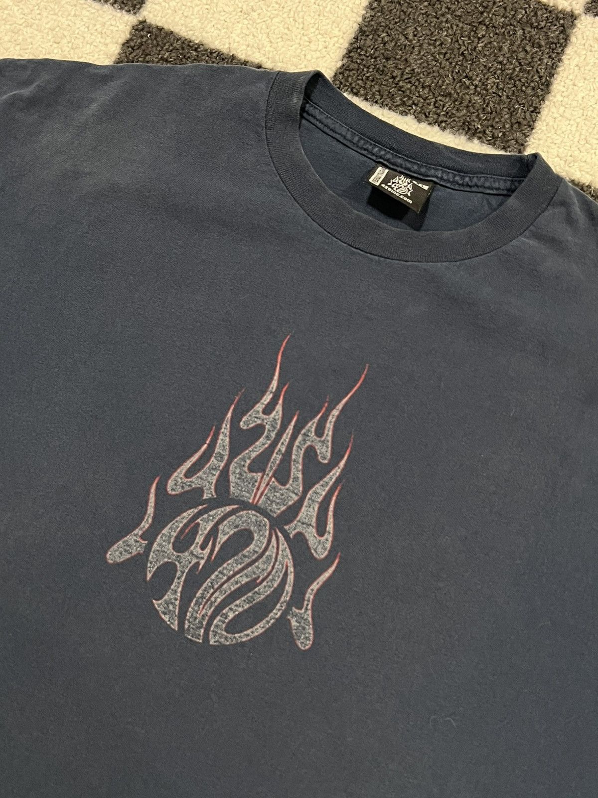 Vintage Vintage 90's 420 inc Flame Smoke Logo Tee Size US XL / EU 56 / 4 - 6 Thumbnail