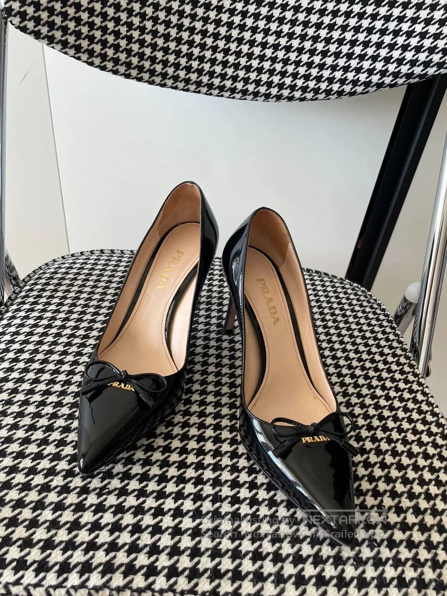 Prada Prada Classic Pointed Toe Bow Heels. Size US 5 / IT 35 - 6 Thumbnail