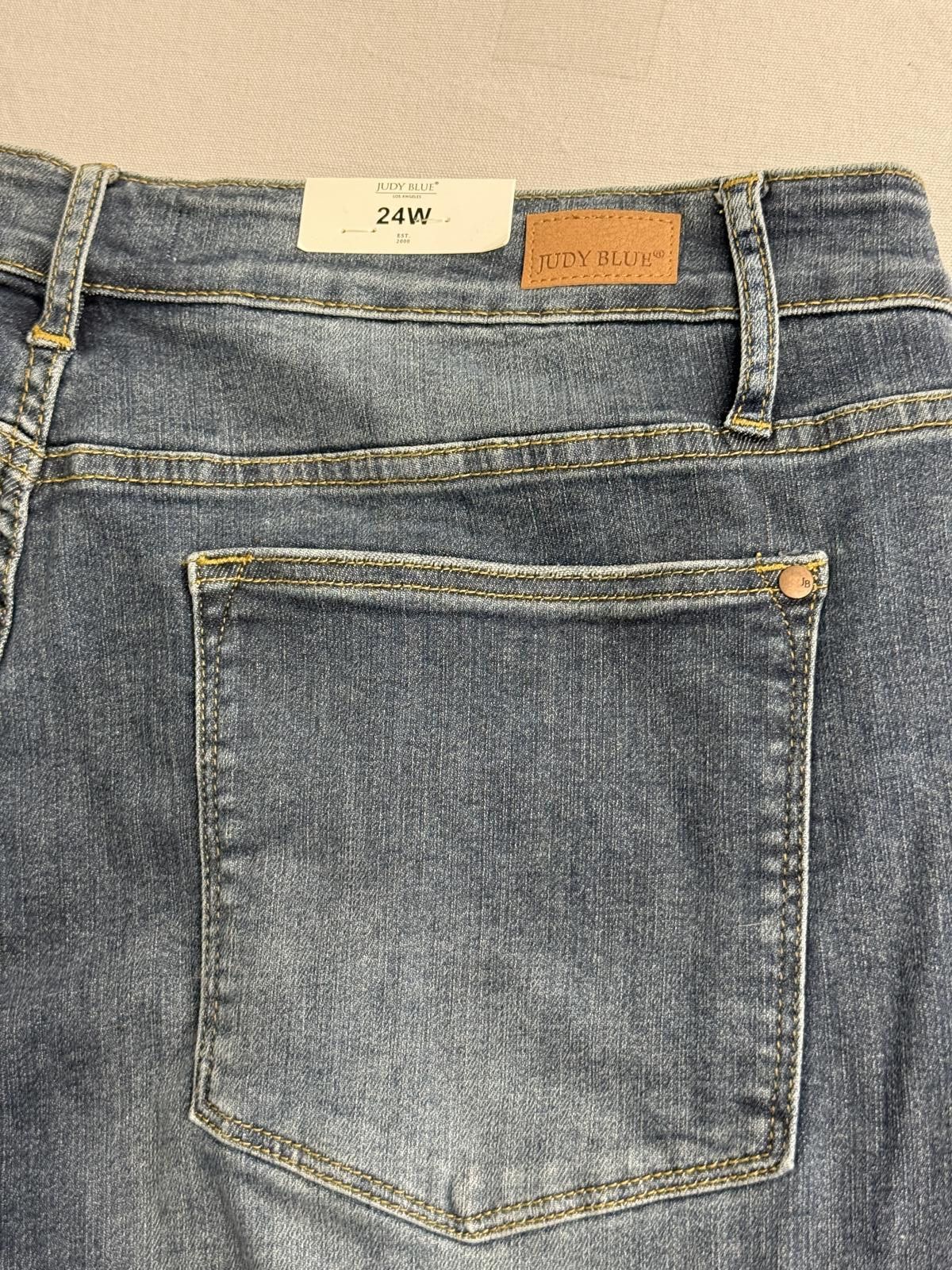 Other Judy Blue Jeans Mid-Rise Shark Bite Hem Skinny NWT Size 24W Size 42" / US 20 - 6 Thumbnail