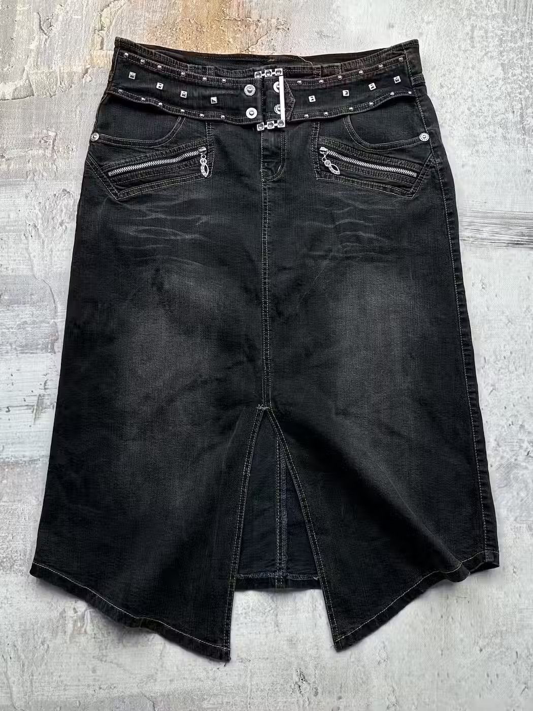 image of Avant Garde x Vintage Belt Faded Skirt in Black, Women's (Size 28)