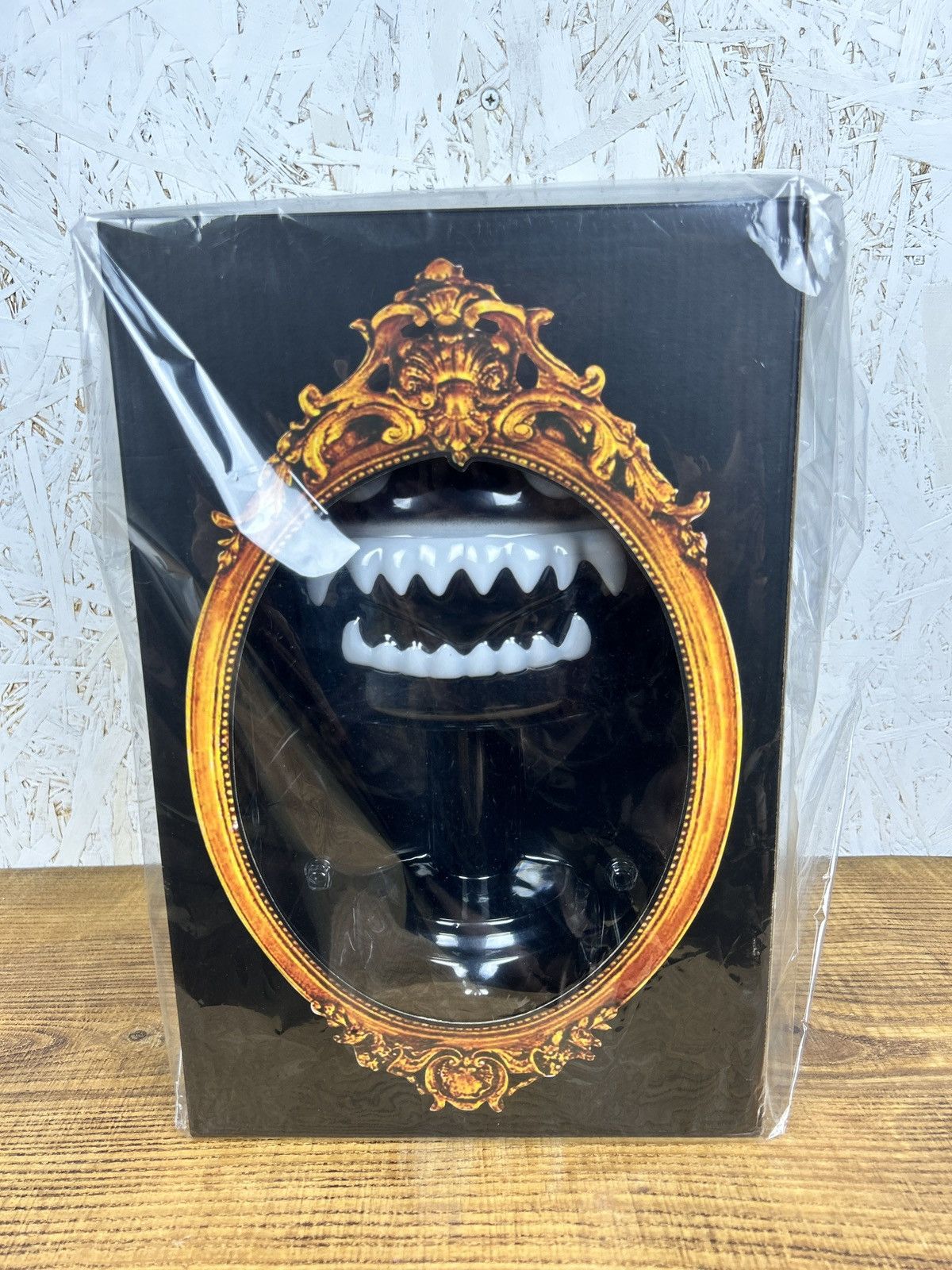 Medicom Toy × Undercover NWT Undercover x Medicom Black Burger Lamp Size ONE SIZE - 4 Thumbnail
