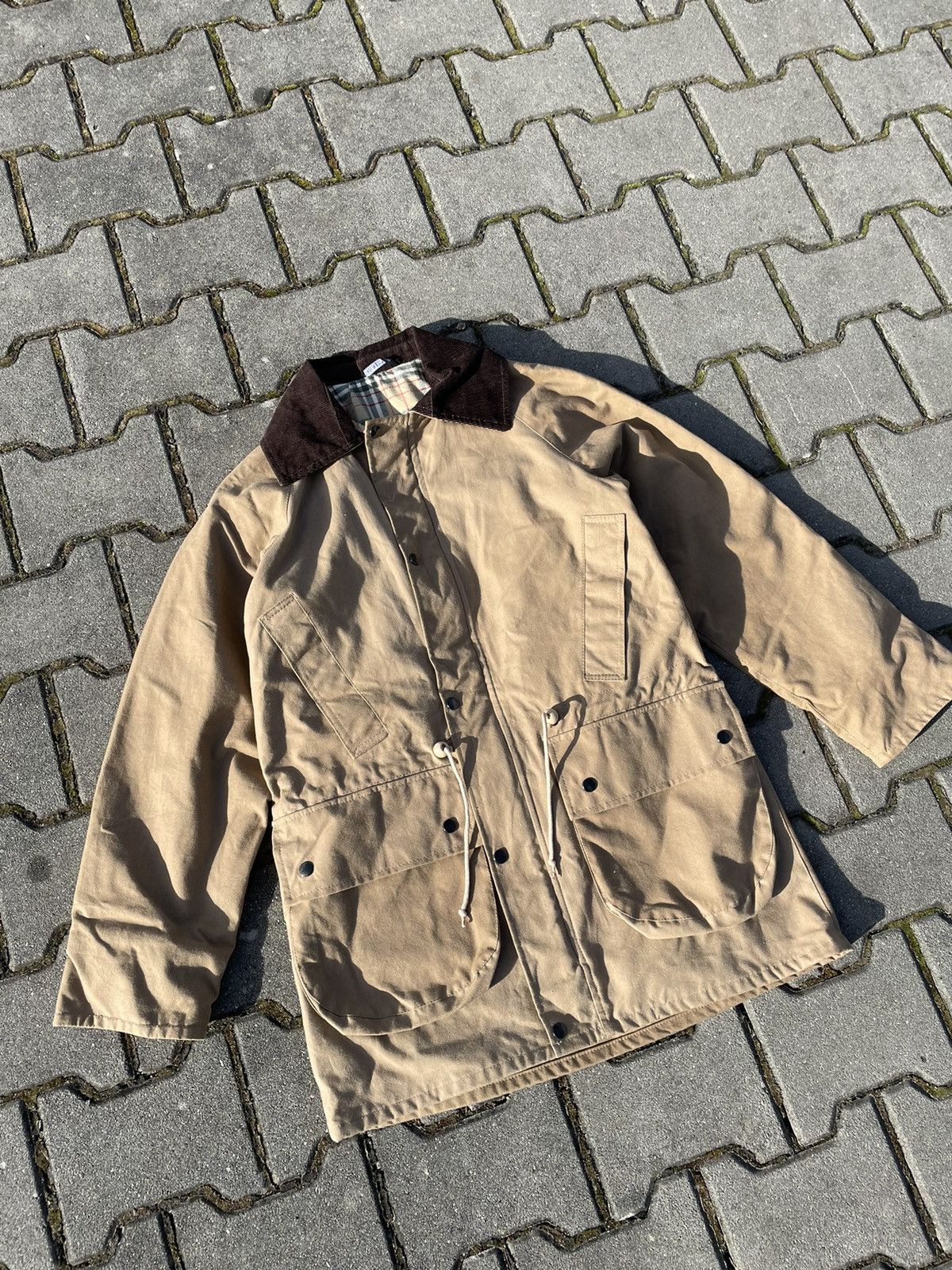 image of Vintage Hoggs Of Fire Parka Burberry Style in Cream, Men's (Size Small)