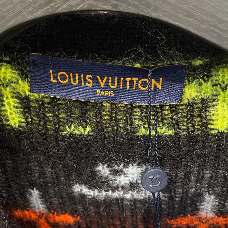 Louis Vuitton Louis Vuitton Colourful old print mohair cardigan shirt Size US XS / EU 42 / 0 - 3 Thumbnail