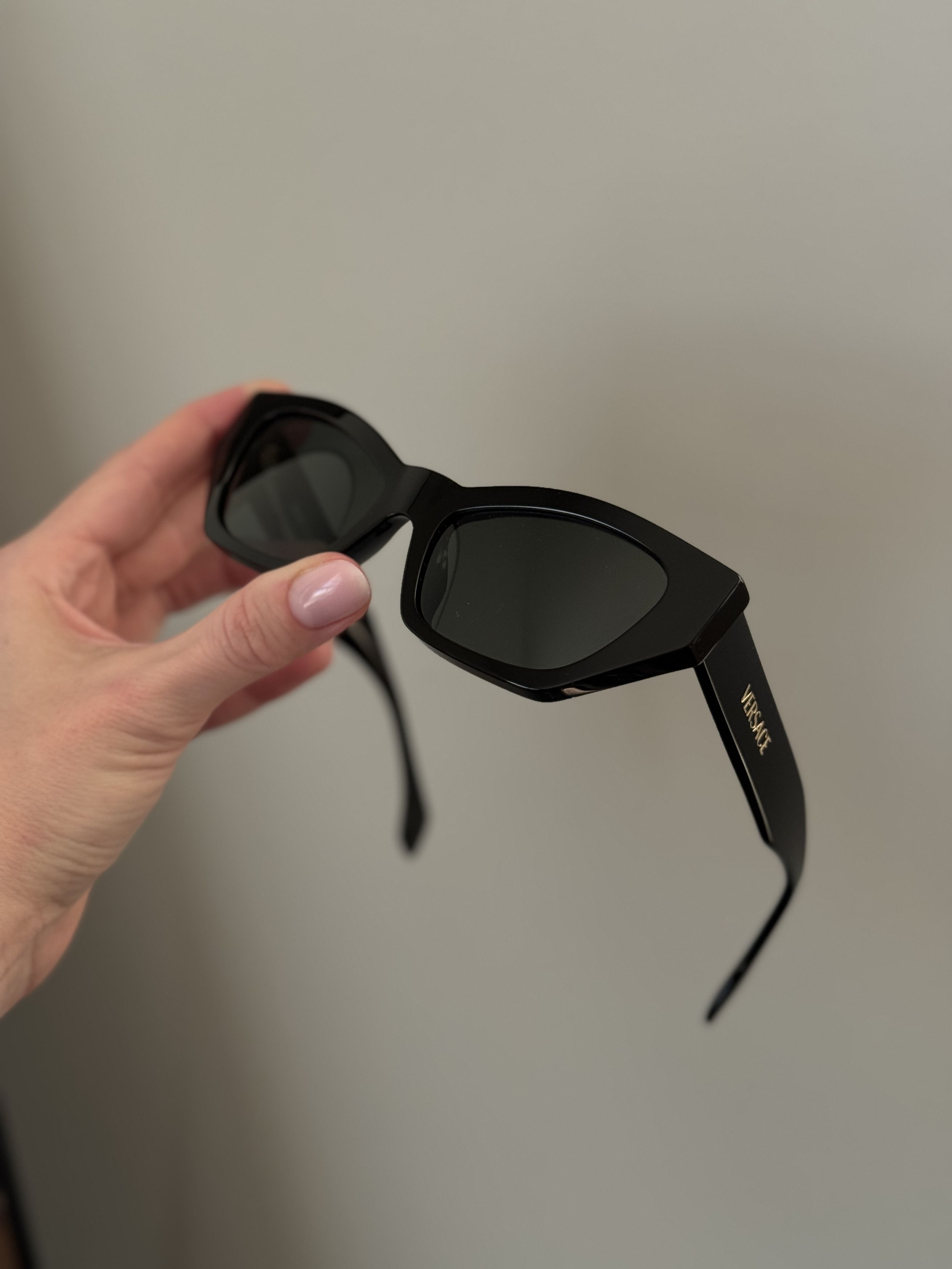 Versace Versace Women Sunglasses VE4488U GB1/87 NEW AUTHENTIC Size ONE SIZE - 7 Thumbnail