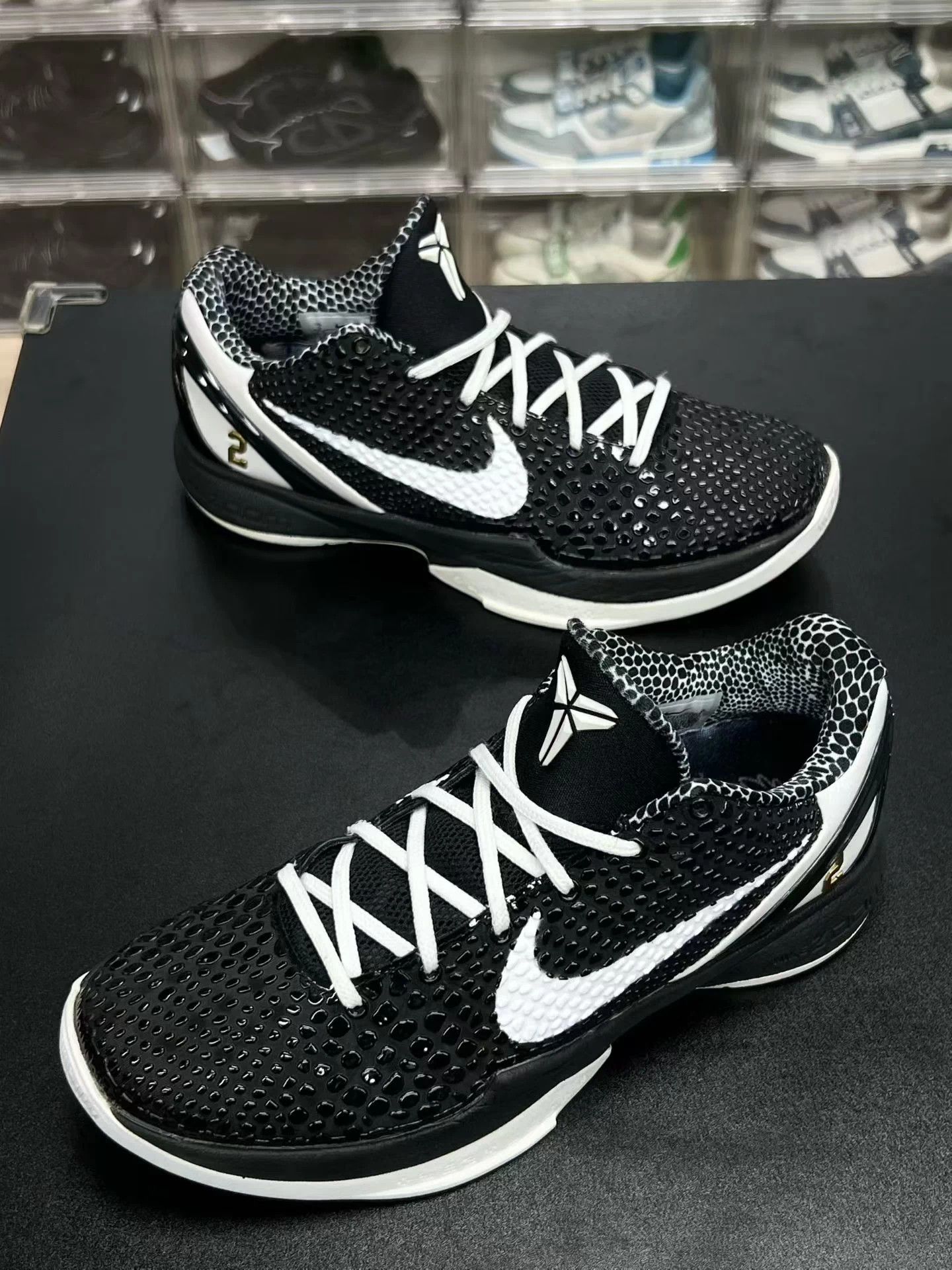 Nike ZK6 Gigi Kobe Black/White 42.5
