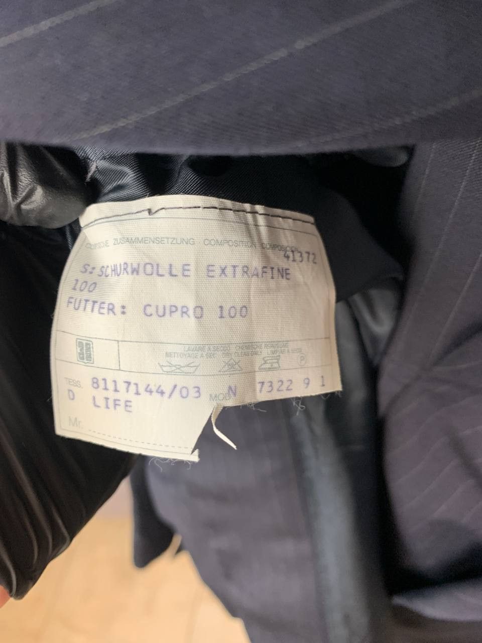 Corneliani Corneliani 100% Wool 2-Button Suit Navy Pinstripe Italy 50R Size 50R - 19 Thumbnail