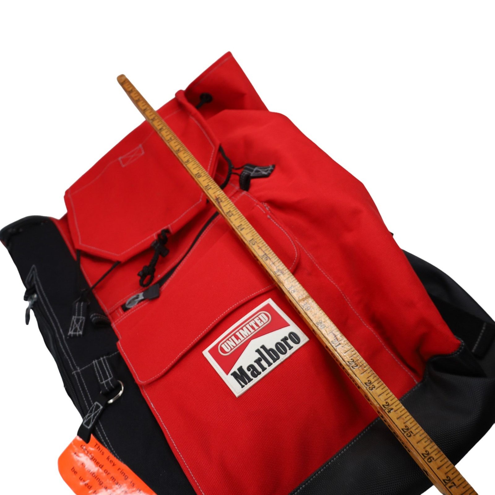 Marlboro Vintage Marlboro Large Duffle Bag Sling Backpack Red Size ONE SIZE - 5 Thumbnail
