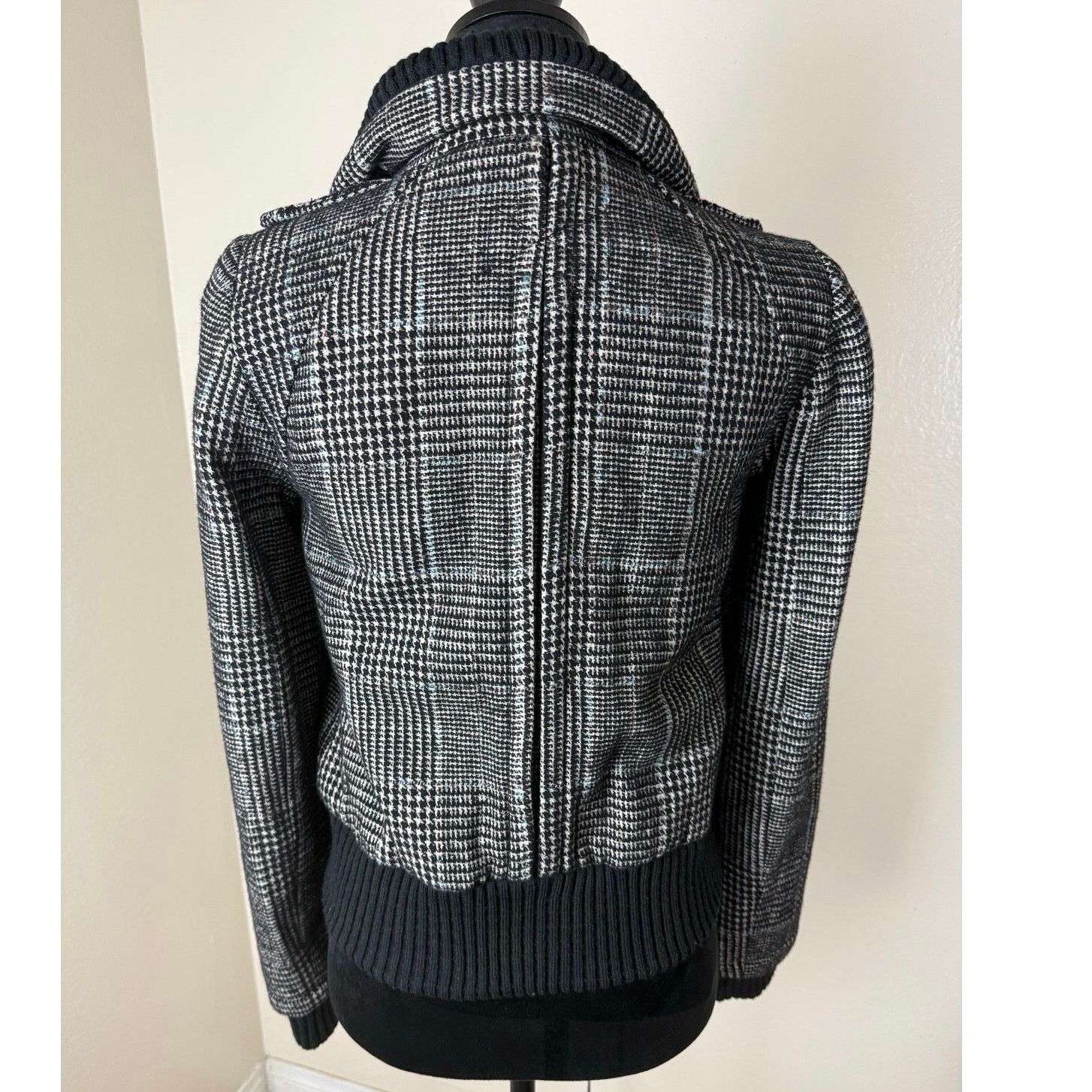 Zara ZARA Plaid Houndstooth Tweed Bomber Jacket - Size XS Size XS / US 0-2 / IT 36-38 - 3 Thumbnail
