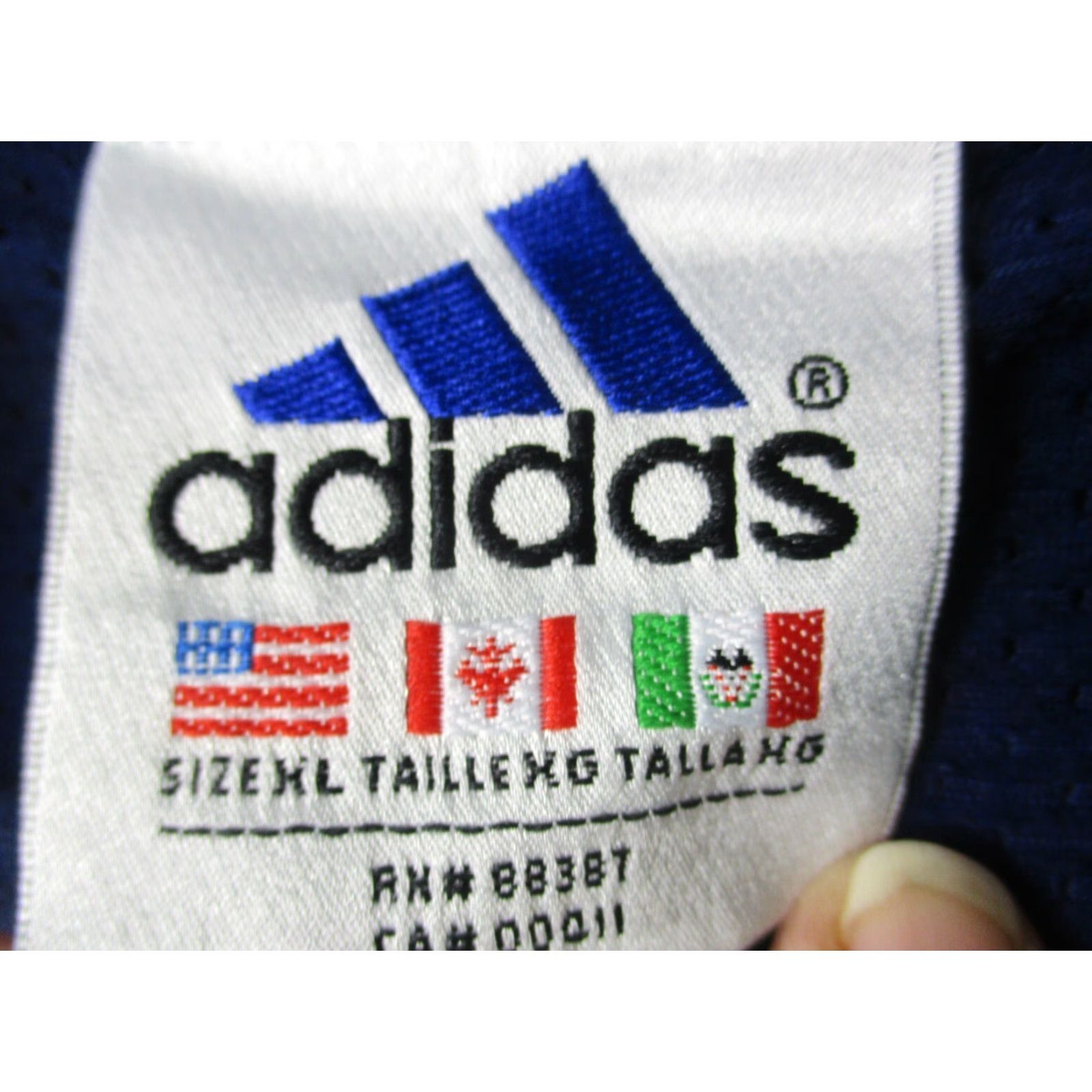 Adidas VINTAGE adidas Track Jacket Windbreaker XL Blue Trefoil Athletic Track Jacket Mens XL Blue Classic 90s Size US XL / EU 56 / 4 - 4 Thumbnail