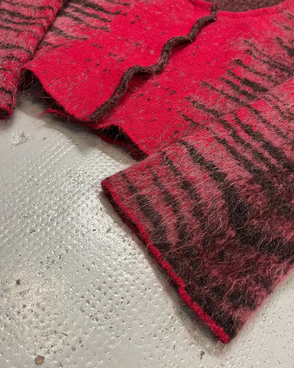 Roberto Cavalli 2000s Roberto Cavalli Red Devil Zebra Cardigan Size M / US 6-8 / IT 42-44 - 6 Thumbnail