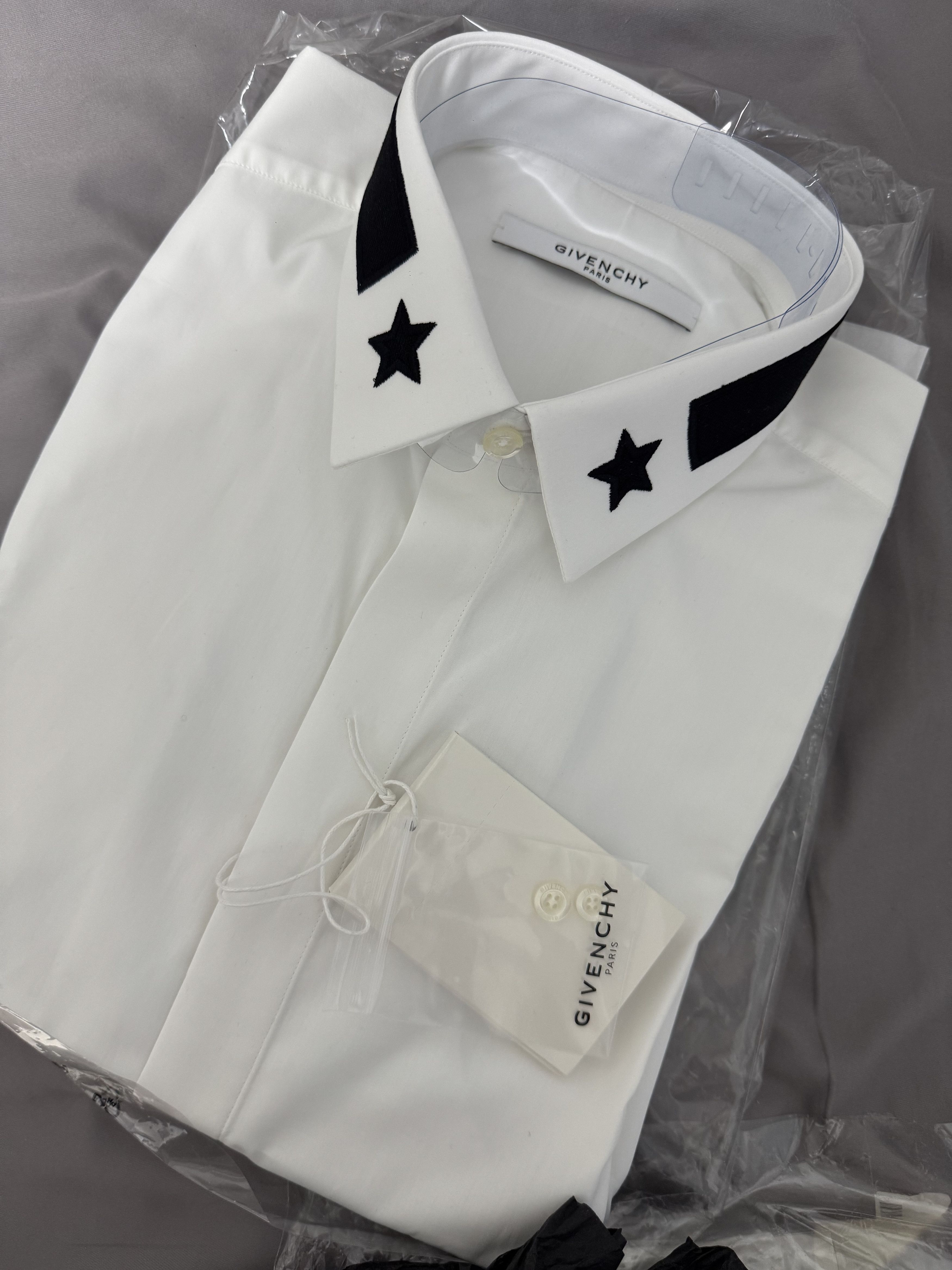 Givenchy Black Star Embroidery Collar Dress Shirt Size US L / EU 52-54 / 3 - 3 Thumbnail