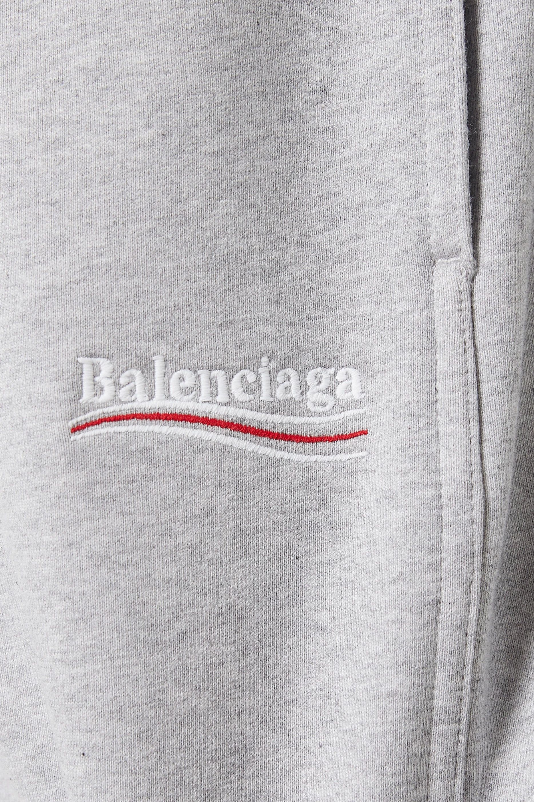 Balenciaga 676137 TKVI9 0137 Political Campaign Sweat Shorts Size US 26 / EU 42 - 5 Thumbnail