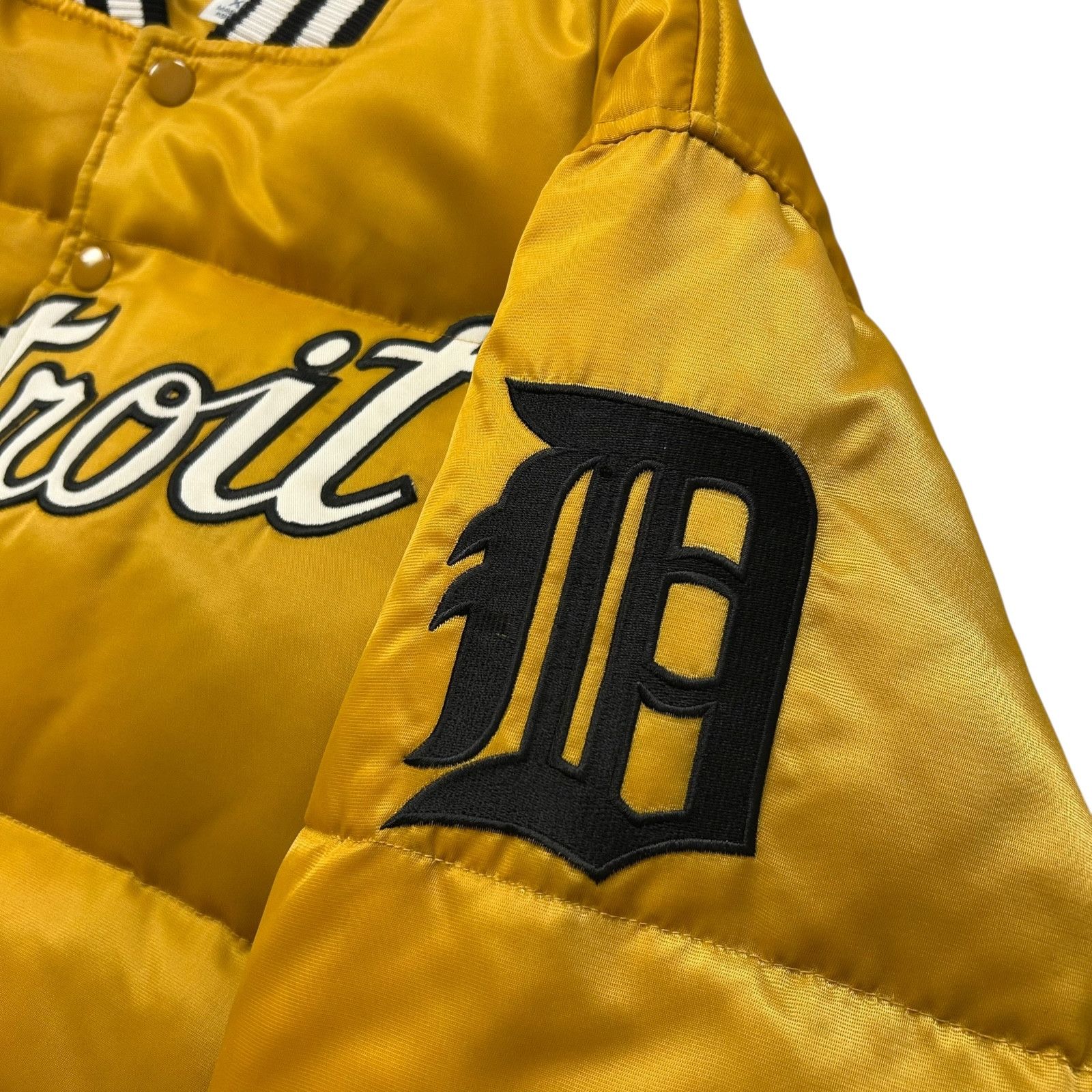 MLB RARE VTG 90s DETROIT TIGERS STARTER DOWN SATIN BOMBER JACKET Size US XL / EU 56 / 4 - 4 Thumbnail