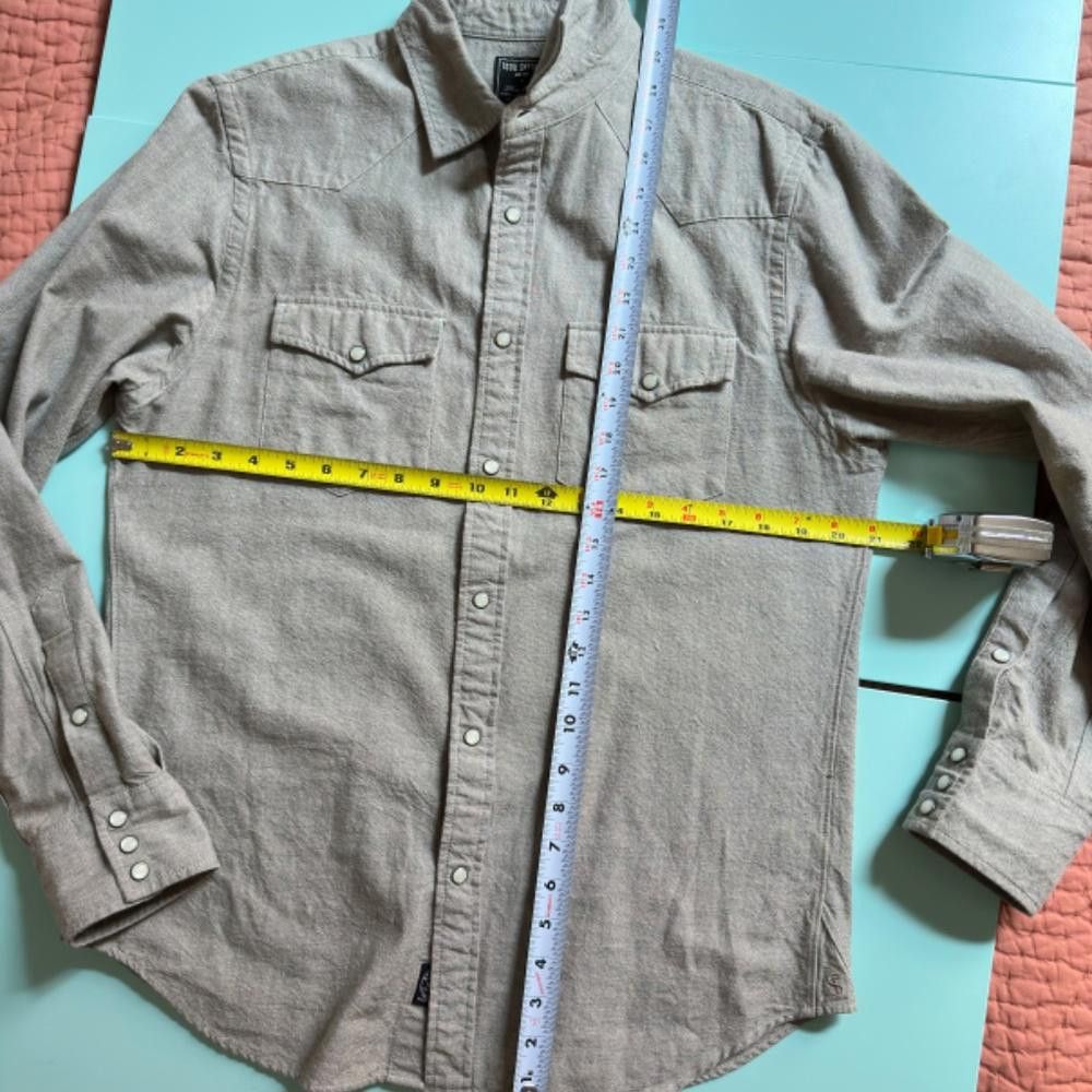 Todd Snyder Todd Snyder X Three Looms Size Small Grey Pearl Snap Shirt Size US S / EU 44-46 / 1 - 7 Thumbnail