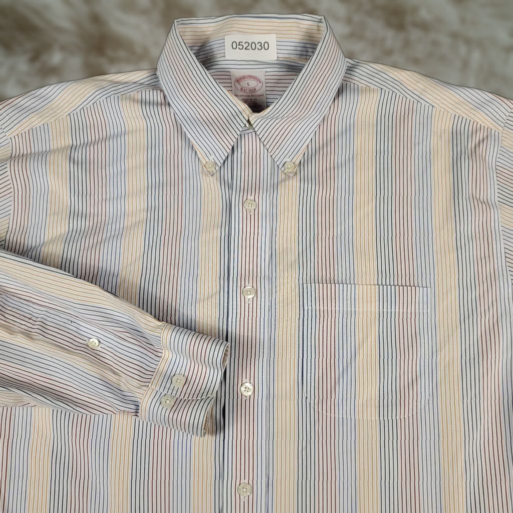 Brooks Brothers Brooks Brothers Striped Button-Up Shirt Mens Large Blue Regular Fit Long Sleeve Size US L / EU 52-54 / 3 - 1 Thumbnail