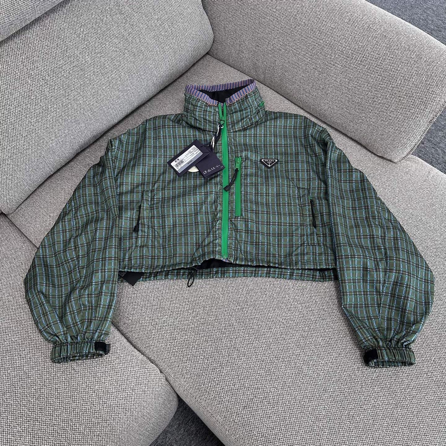 Prada Prada Plaid Cropped Jacket S Women Size S / US 4 / IT 40 - 1 Thumbnail