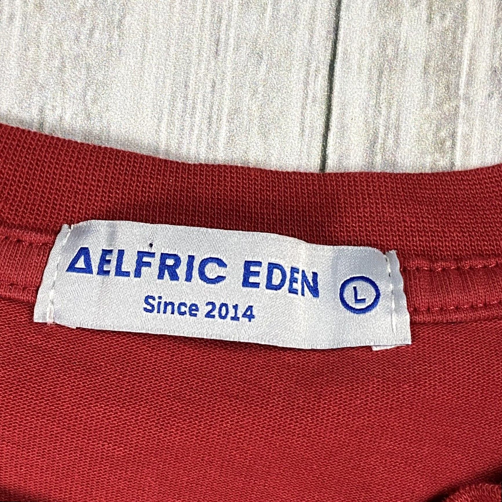 Vintage AELFRIC EDEN Heavyweight Oversized T-Shirt Boxy Fit Adult L Red Mens Regular Short Sleeve Classic Cotton Blend Knit Size US L / EU 52-54 / 3 - 2 Thumbnail