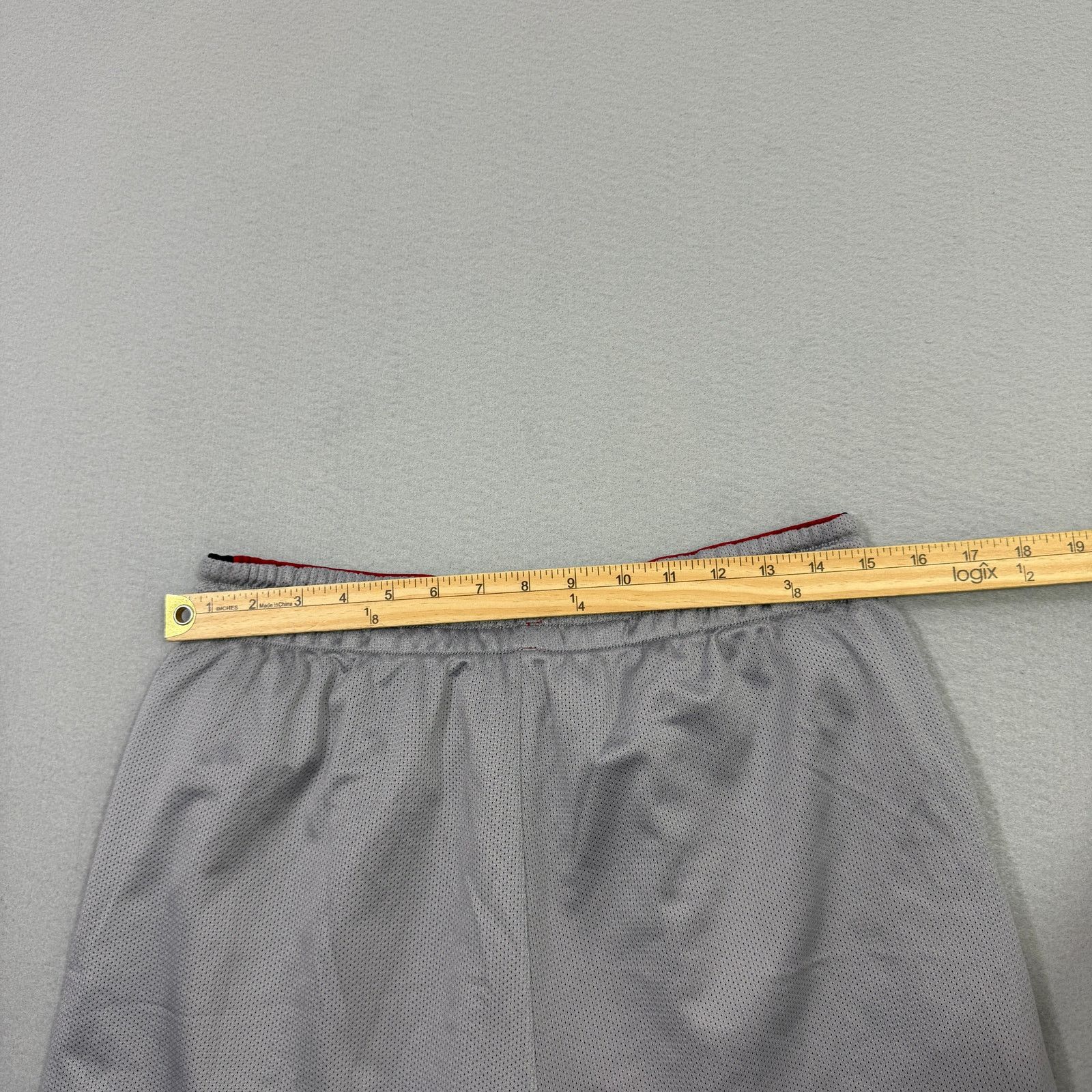 Adidas Vintage Adidas Reversible Shorts Medium Red Gray Athletic Size US 32 / EU 48 - 8 Thumbnail