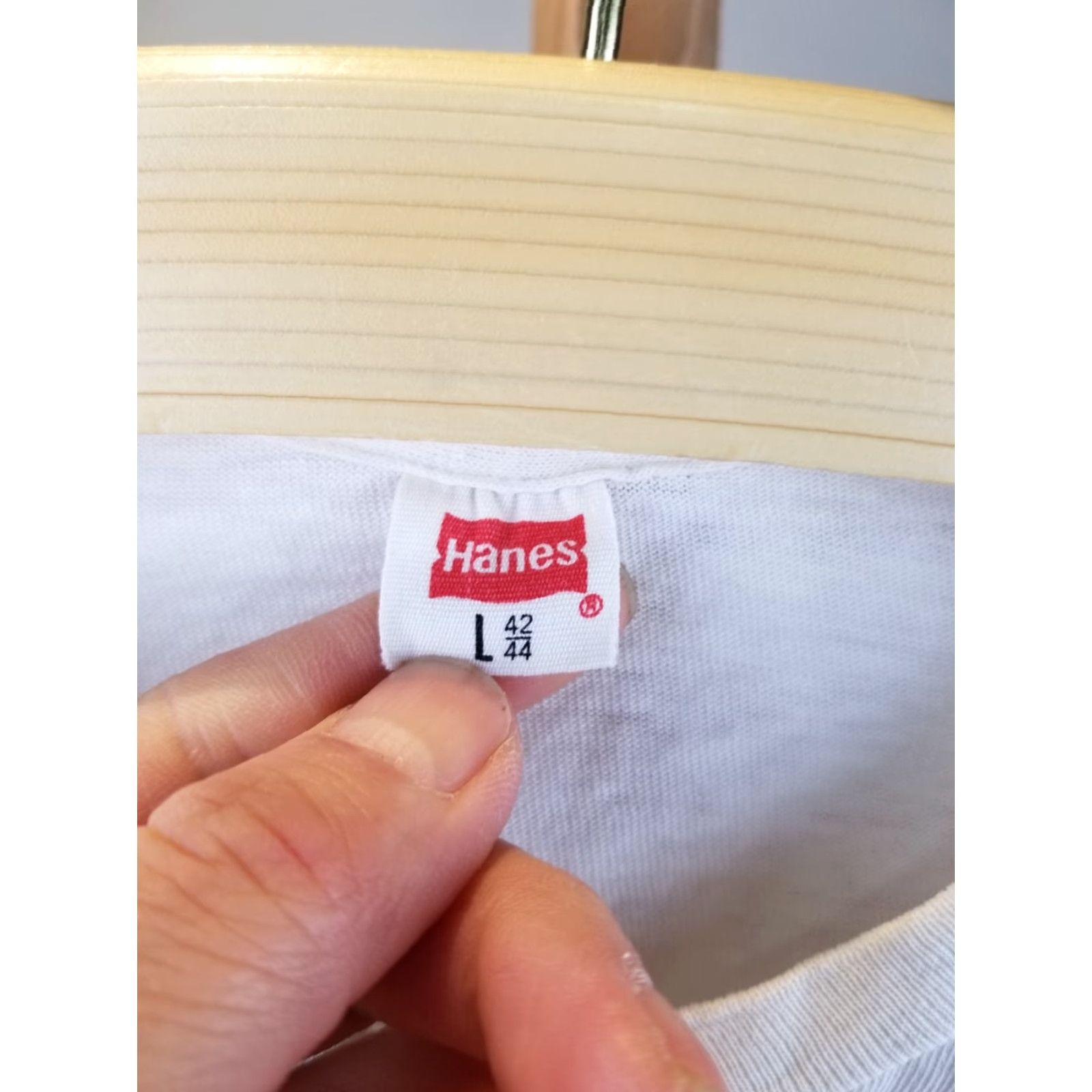 Hanes VINTAGE CATTLEMAN'S STEAKE HOUSE HORSE SHIRT HANES FADED T-SHIRT SZ LARGE T-SHIRT Mens White 70's Cowboy Western Shirt Size US L / EU 52-54 / 3 - 6 Thumbnail