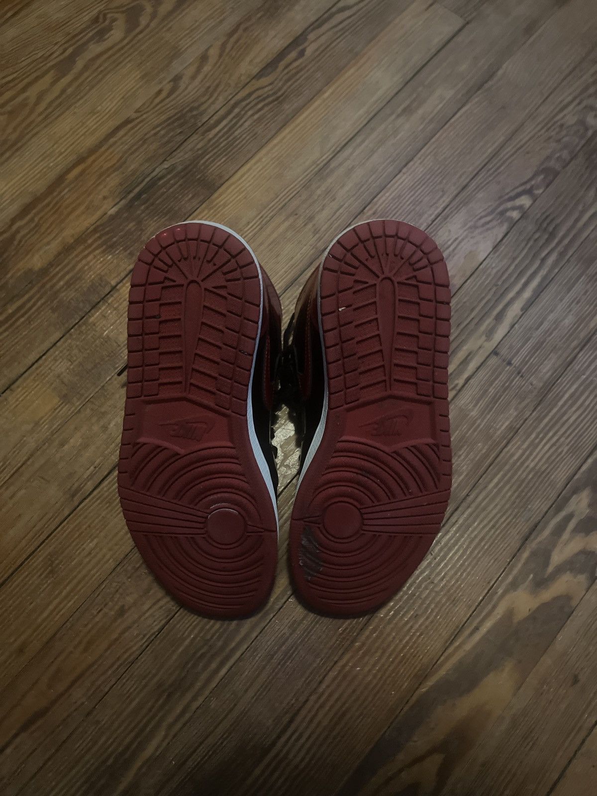 Jordan Brand jordan 1 bred Size US 10.5 / EU 43-44 - 5 Thumbnail