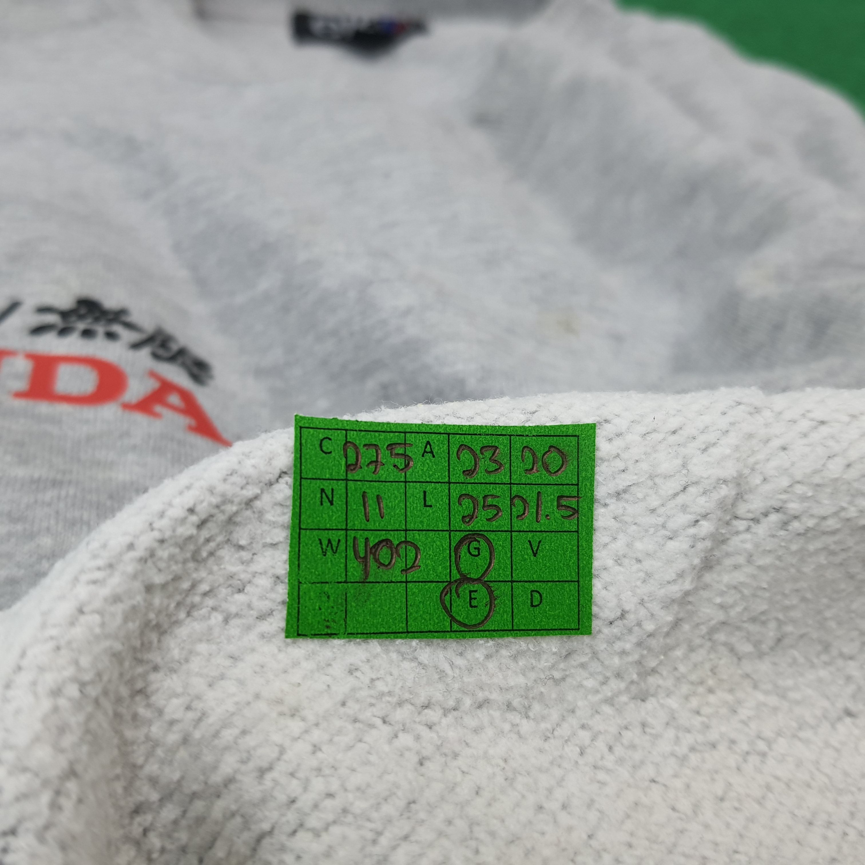 Japanese Brand Vintage Mugen Honda Racing Custom Logo Sweatshirt C275N11 Size US L / EU 52-54 / 3 - 9 Thumbnail