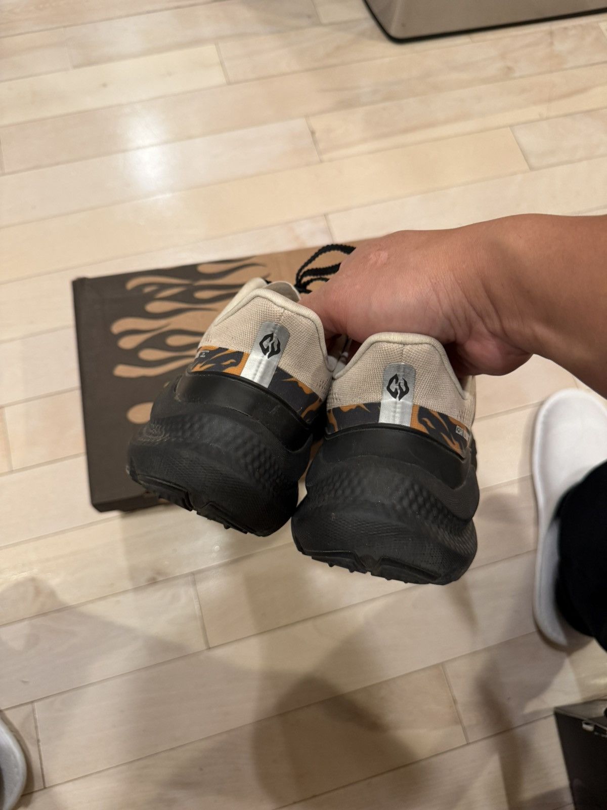 Veja Veja Condor 3 ADV X Cesar Villalba Size US 11 / EU 44 - 8 Thumbnail