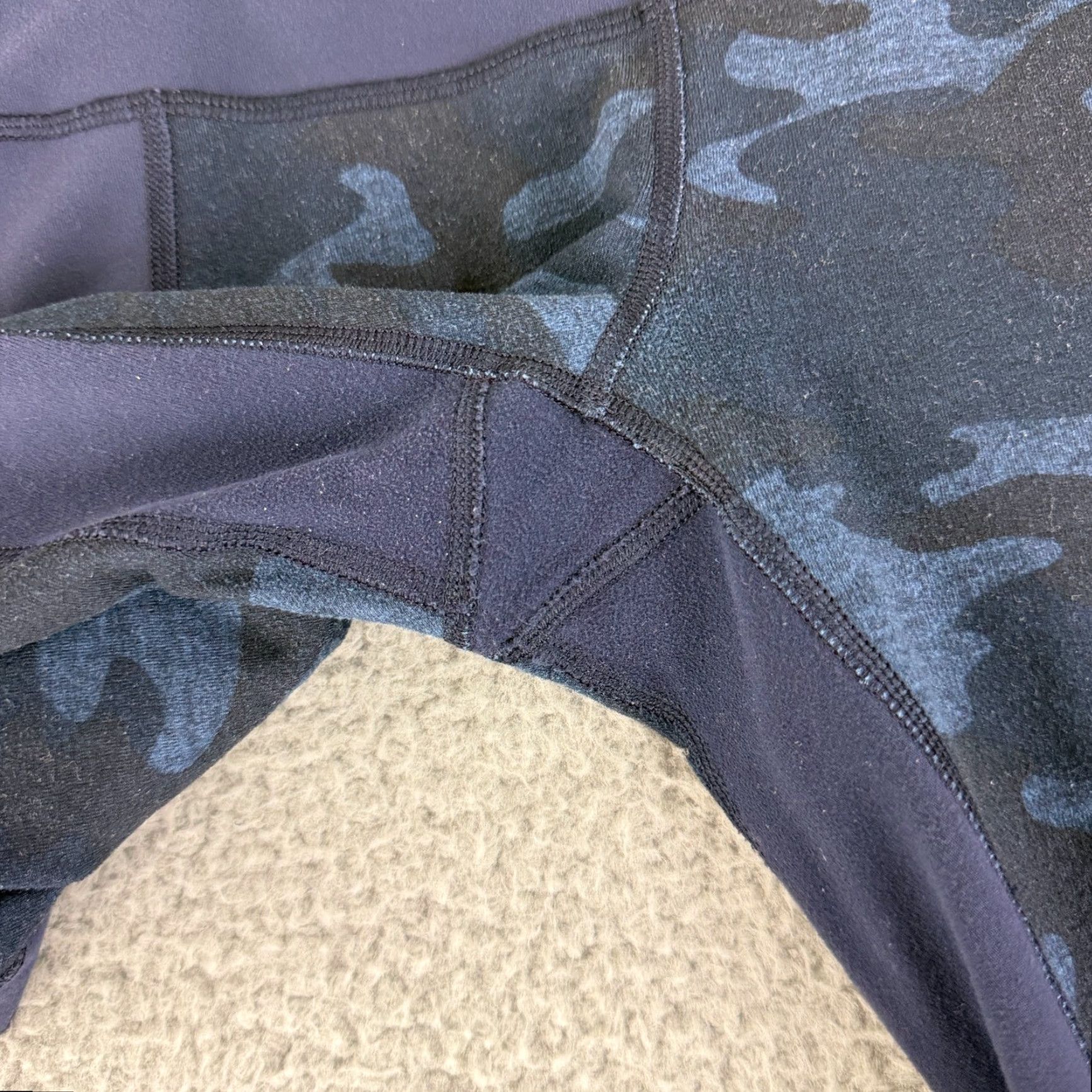 Lululemon Lululemon Wunder Under Crop Leggings Womens Size 4 Blue Camo Pull On Yoga Gym Size 27" / US 4 / IT 40 - 3 Thumbnail