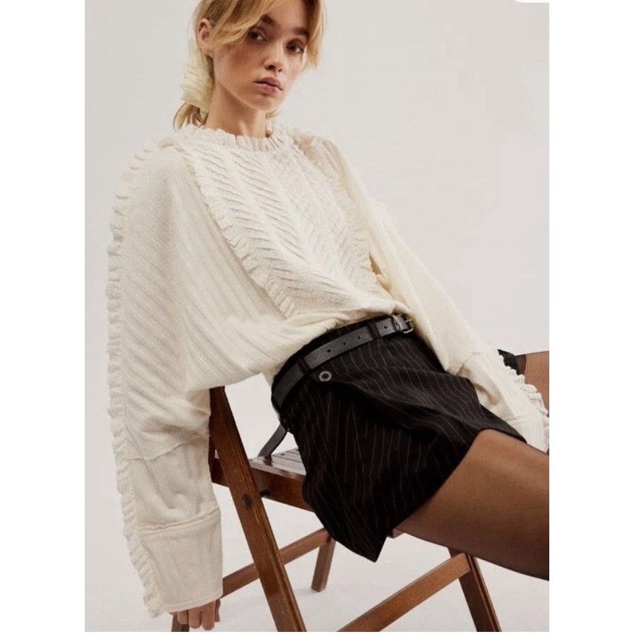 Free People Free People More Romance Ruffles Eyelet Lace Knit Top Size M Size M / US 6-8 / IT 42-44 - 1 Thumbnail