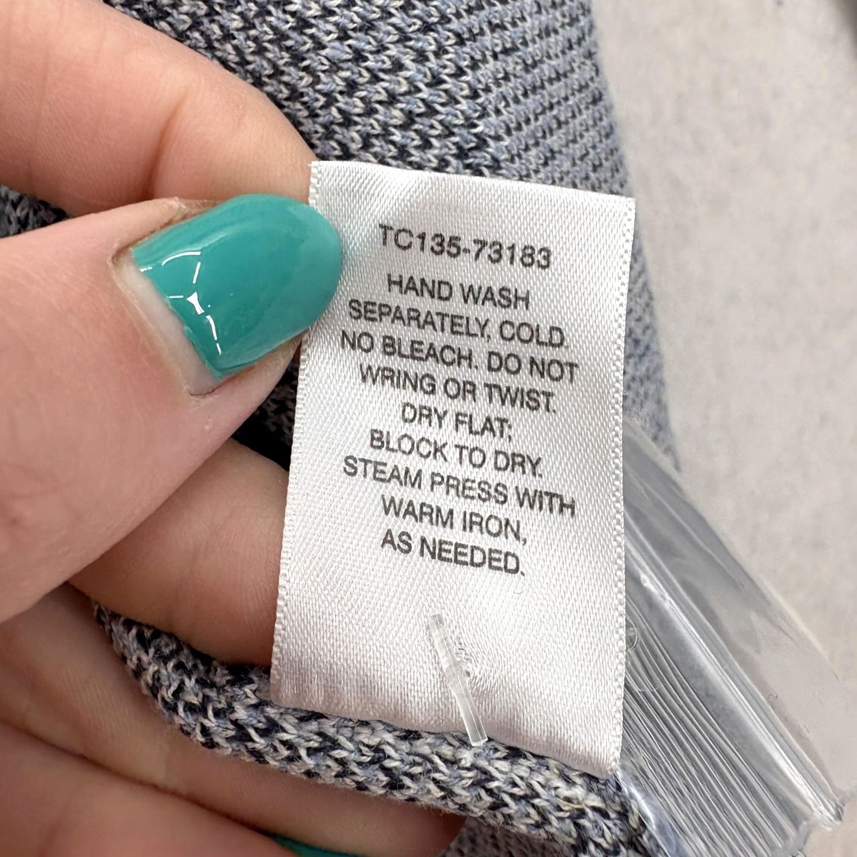 Pendleton Pendleton Cardigan Sweater Womens Medium Blue Geometric 3/4 Sleeve Linen Cotton Knit Vest Style Casual Womens Size M / US 6-8 / IT 42-44 - 6 Thumbnail