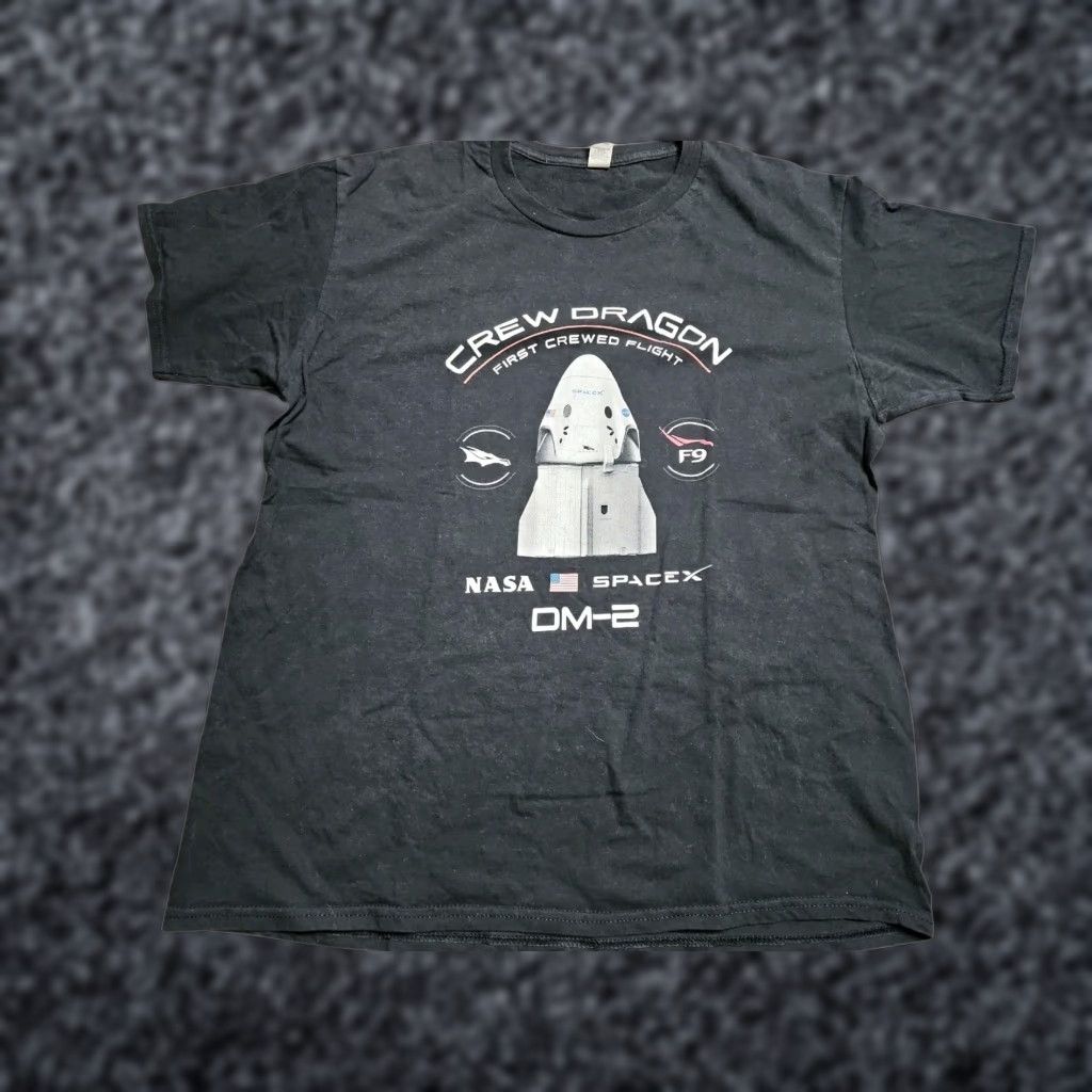 Gildan Vintage NASA Space X Crew Dragon DM-2 First Crewed Flight T-Shirt Mens XL Black Space Graphic 2010s Size US XL / EU 56 / 4 - 1 Thumbnail