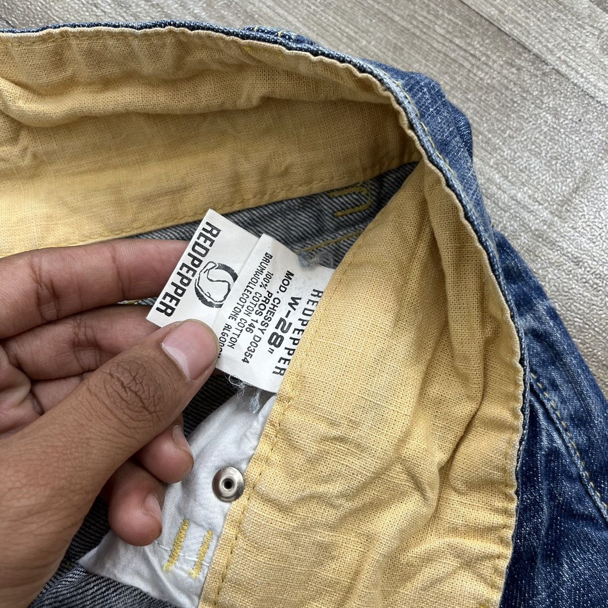 If Six Was Nine Y2K RedPepper Embrodered Distressed Lgb Faded Flared Jeans Size 28" / US 6 / IT 42 - 11 Thumbnail
