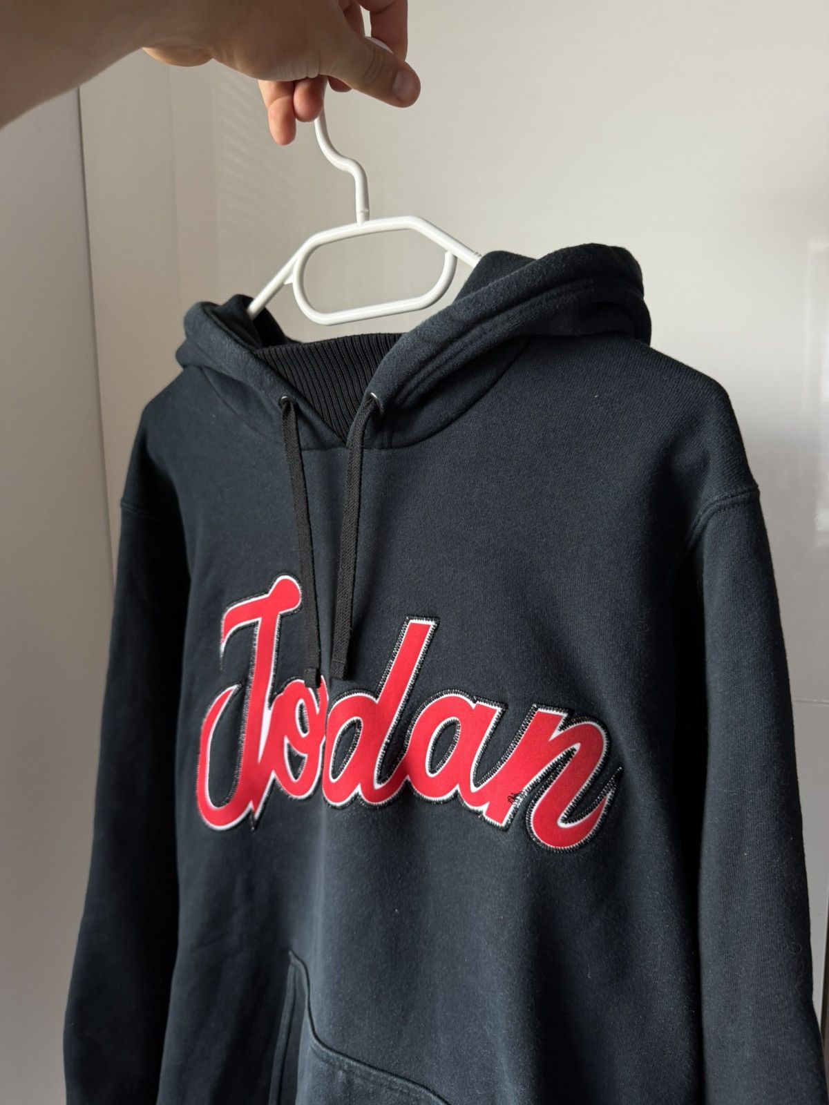 Jordan Brand Nike Air Jordan Big Logo Vintage 90s Hoodie Size US L / EU 52-54 / 3 - 2 Thumbnail