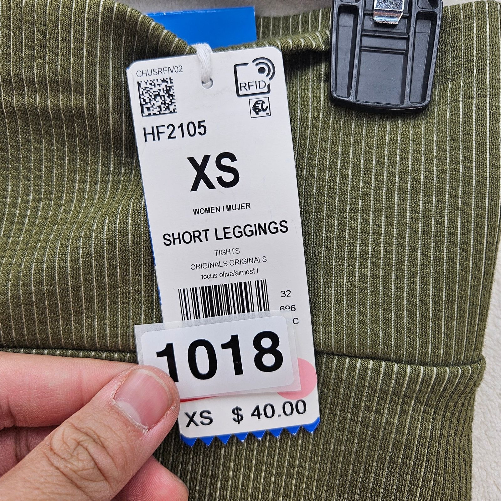 Adidas ADIDAS ORIGINAL WOMEN'S XS RIBBED OLIVE GREEN SHORT LEGGING Size 24" / US 00 / IT 34 - 2 Thumbnail