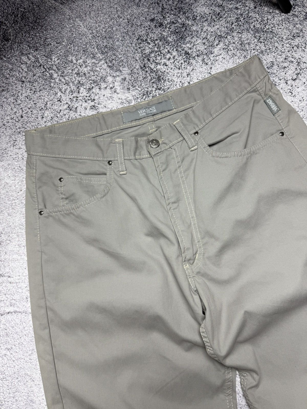 Versace Vintage 90s Versace Pants Rare Luxury Designer Chino Style Size US 34 / EU 50 - 11 Thumbnail